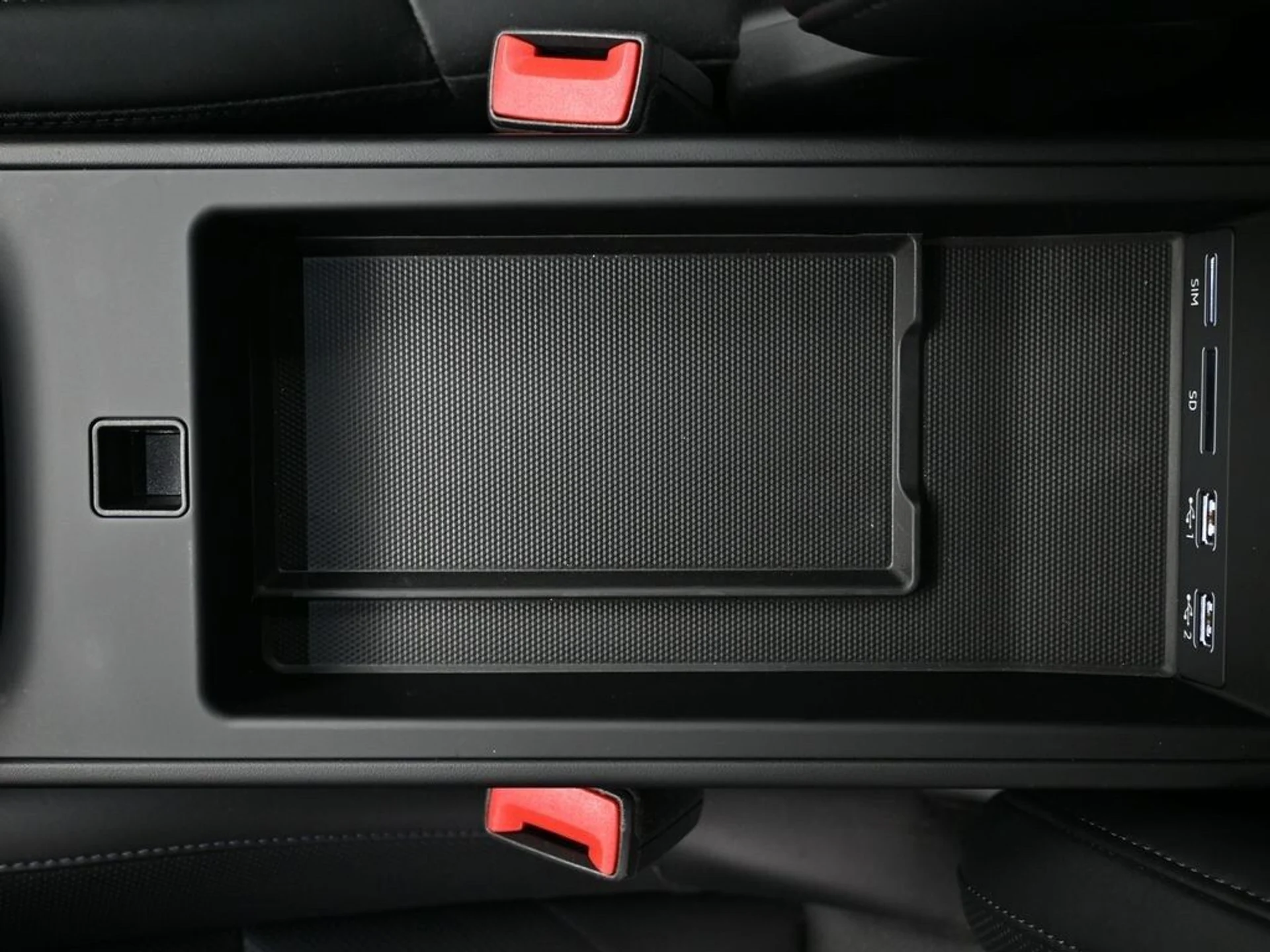 mph024_3083476422_9b15f956fd0cdb80017b648036053089x_57842cc20b