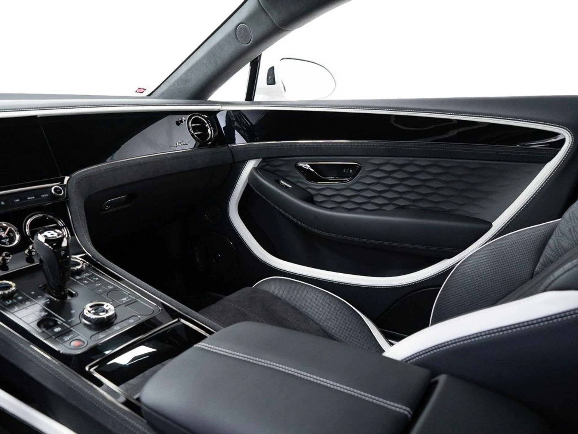 mph024_3091449046_c2b90ad52e8fca67fbcd53ed6e7e0390_a7f385c013