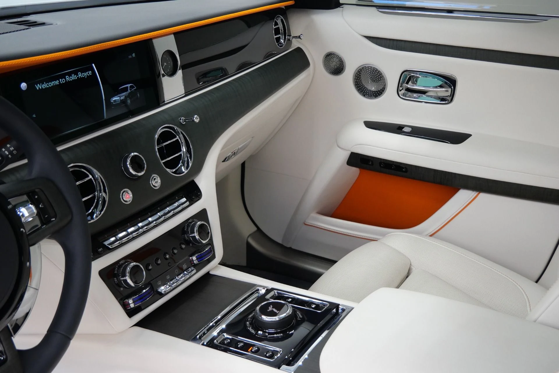 mph024_3096940262_Used_2022_Rolls_Royce_Ghost_Low_Miles_The_Ghost_Package_Bespoke_Audio_1780333725_b225387269