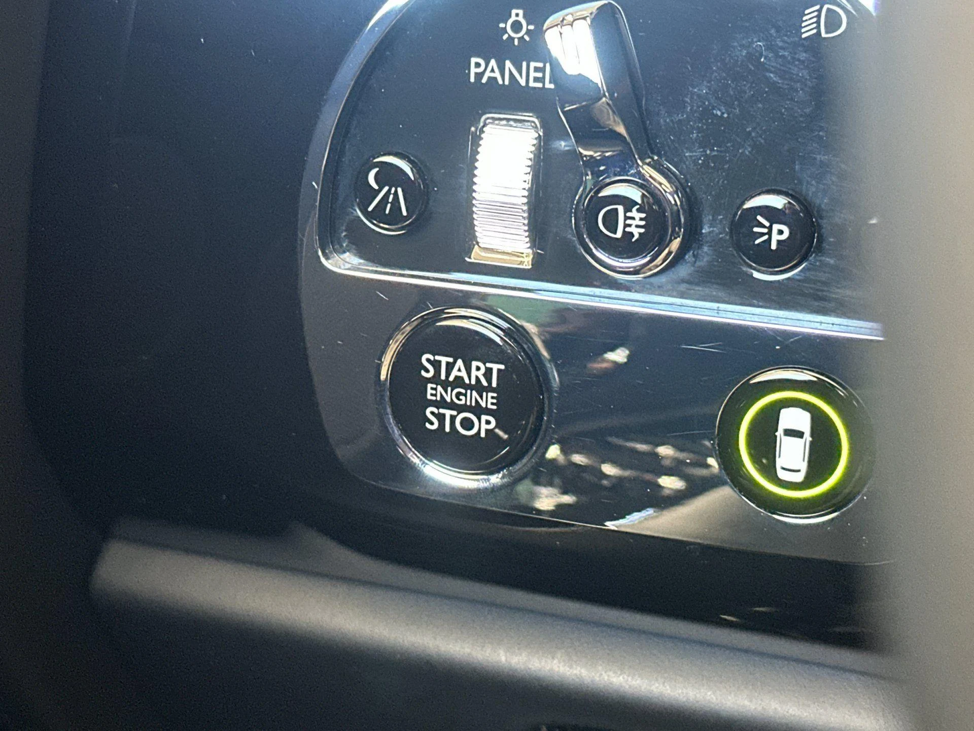 mph024_3104895666_Used_2023_Rolls_Royce_Cullinan_1777018521_42dec7bb8f