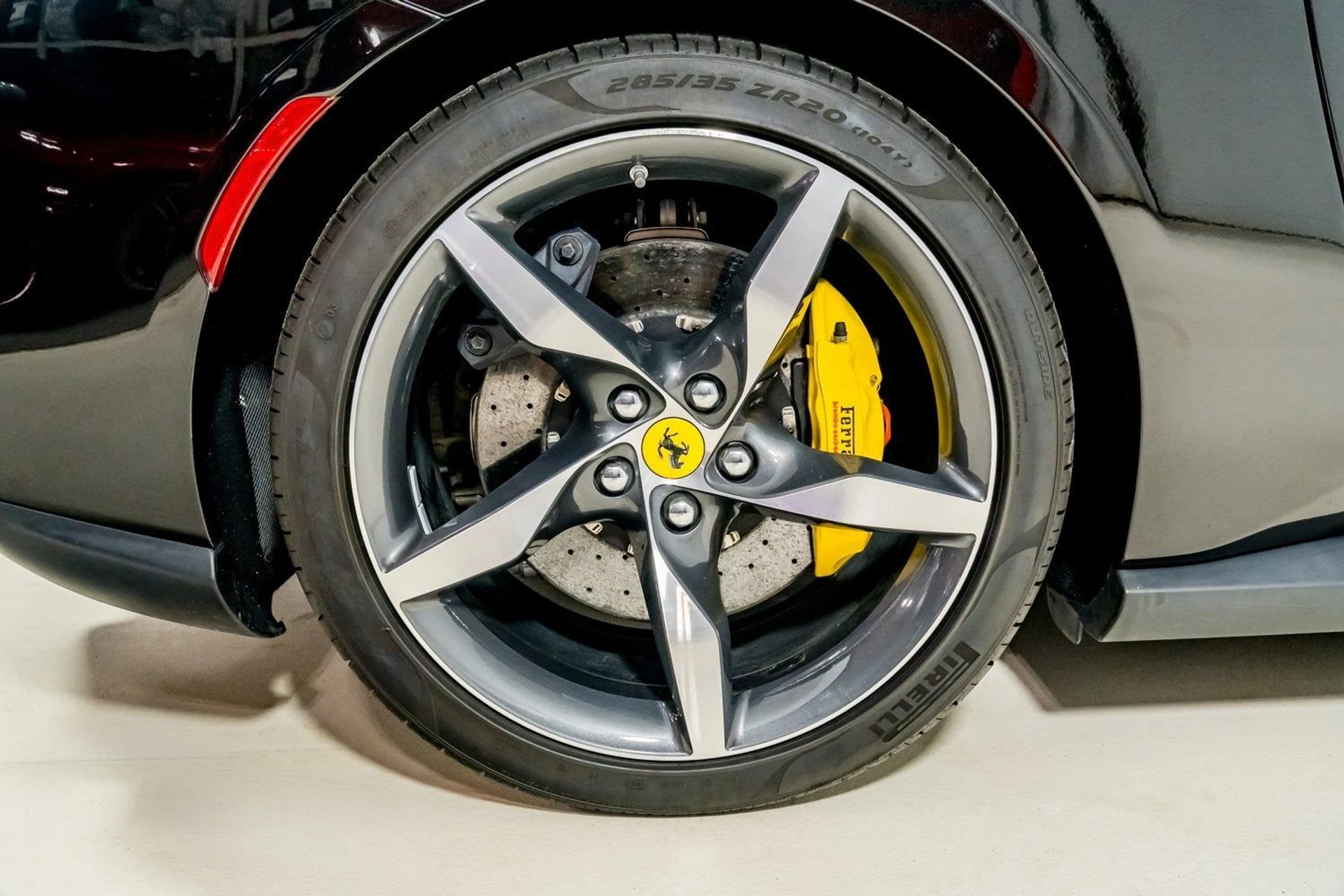 mph024_3105125731_27b88e31e40d4b7784e854dce317eb41_c1656f73e9