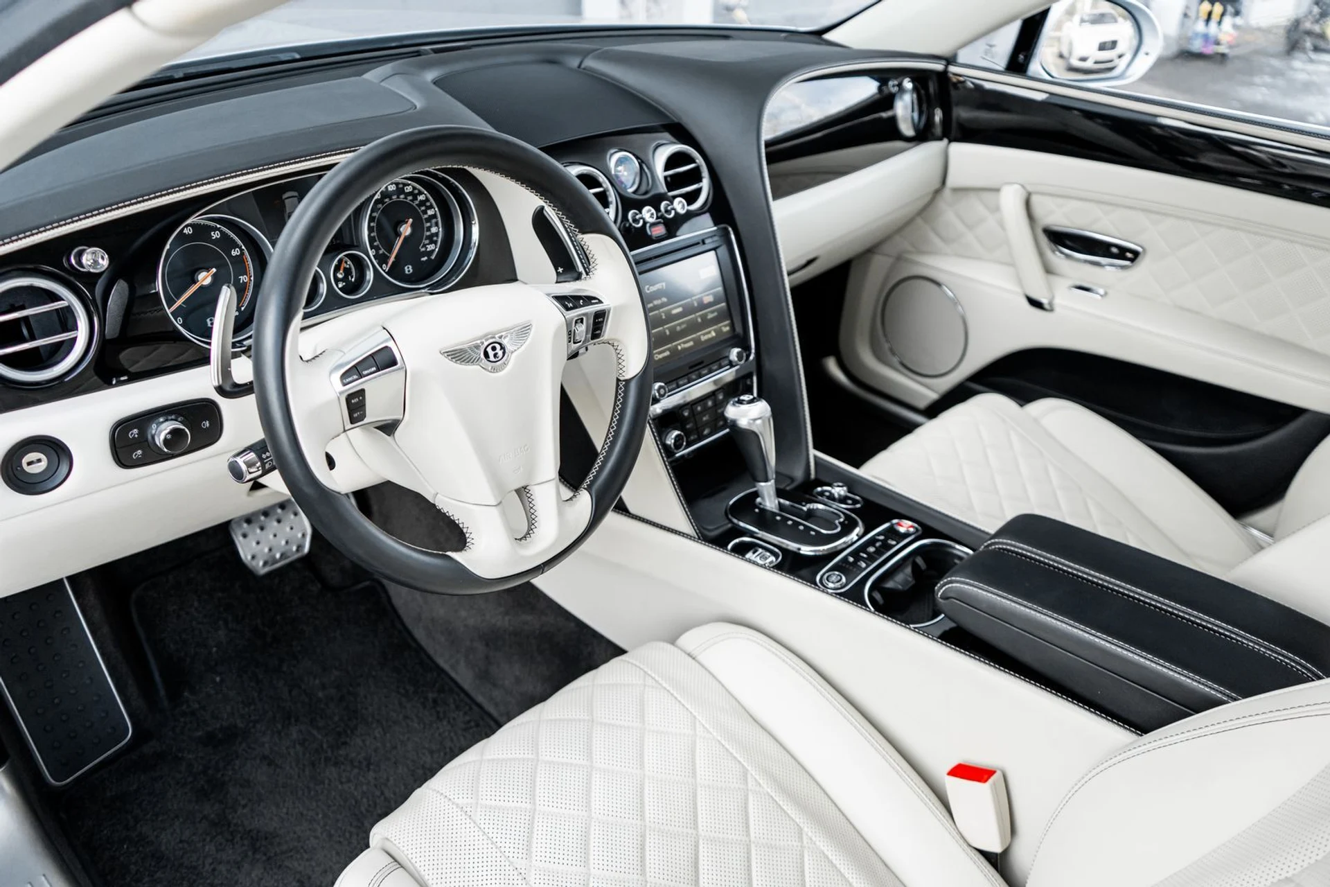 mph024_3106809979_0439428b_a287_4d22_b756_5ac89247b29d_e1720b49c2