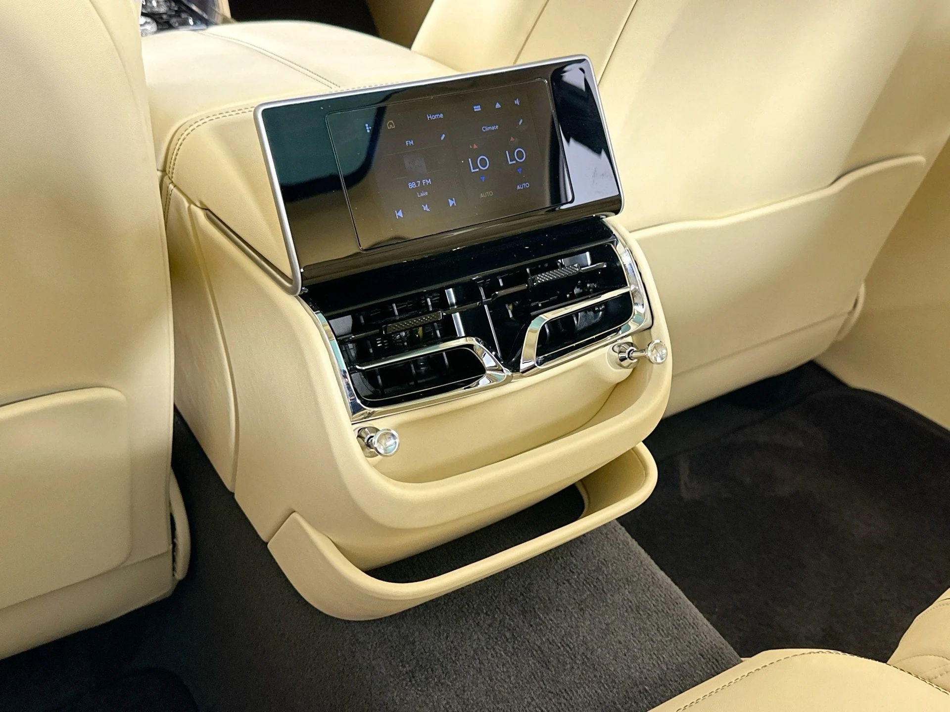 mph024_3113162526_25_8e13544454