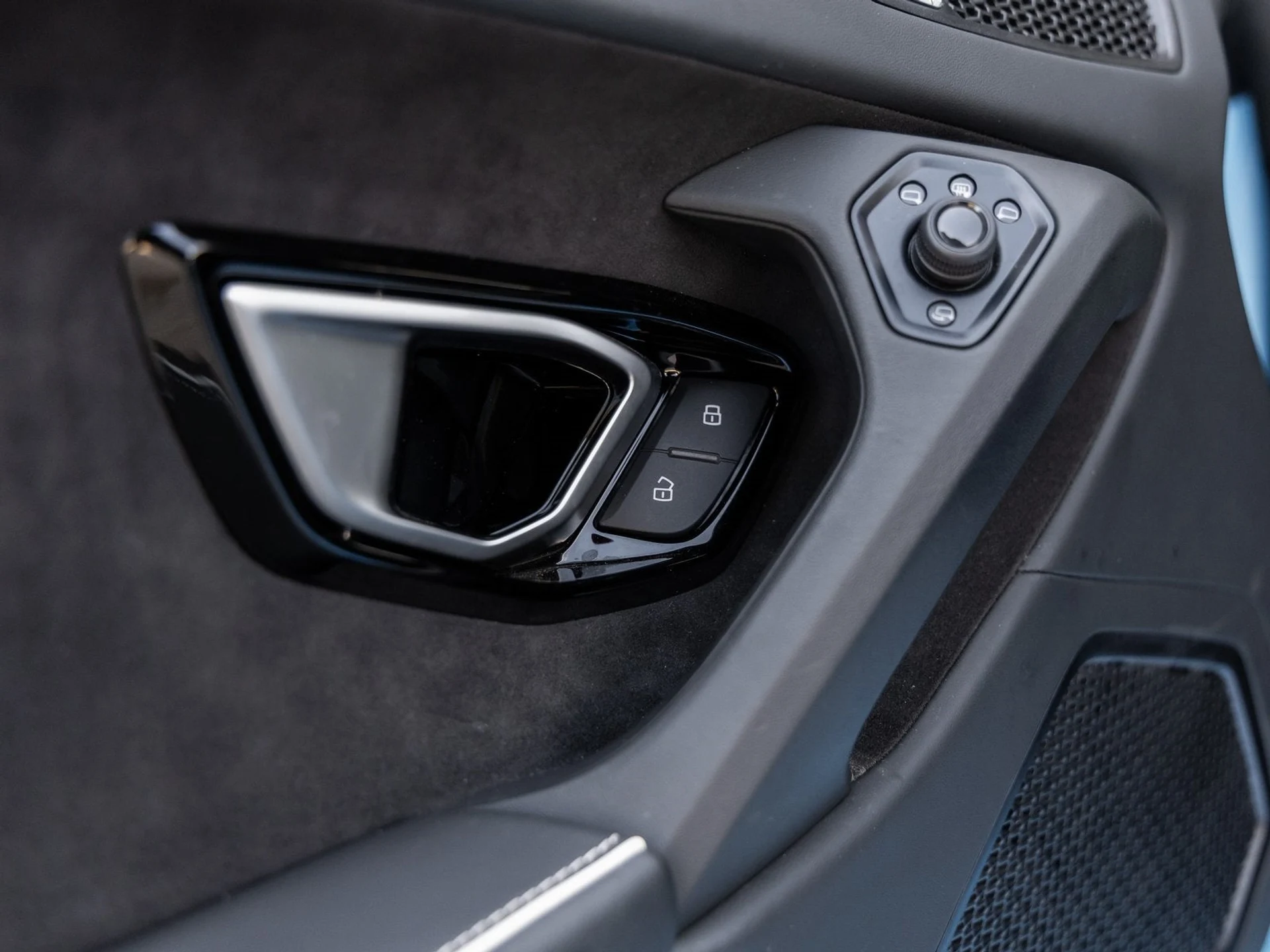 mph024_3114018649_25_75fc60abbc