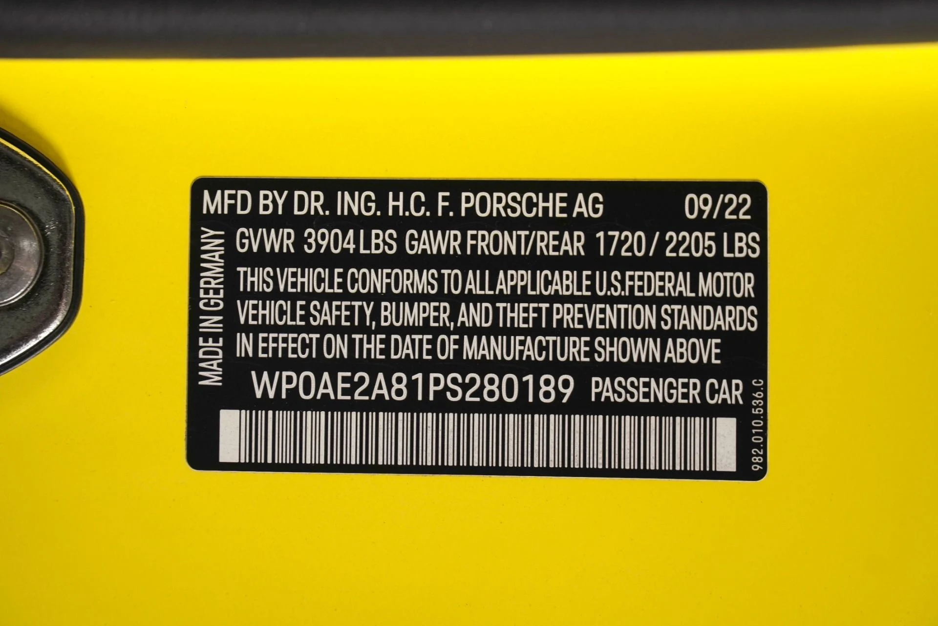 mph024_3114771306_Used_2023_Porsche_718_Cayman_GT_4_RS_1781890482_e8fc273445