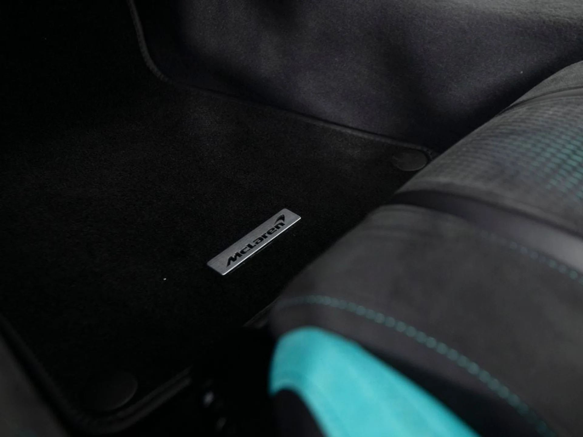 mph024_3120864642_136b6a33a76c86bd176b43f9042fff27x_c904d8d048