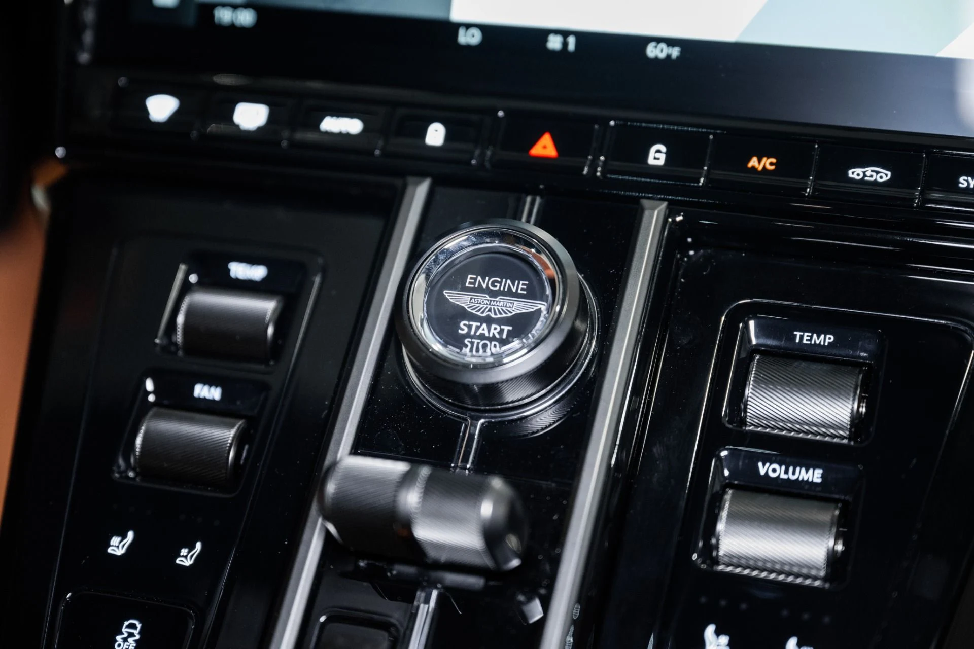 mph024_3121421743_New_2026_Aston_Martin_Vantage_S_Coupe_1767629088_378fa0c8d0