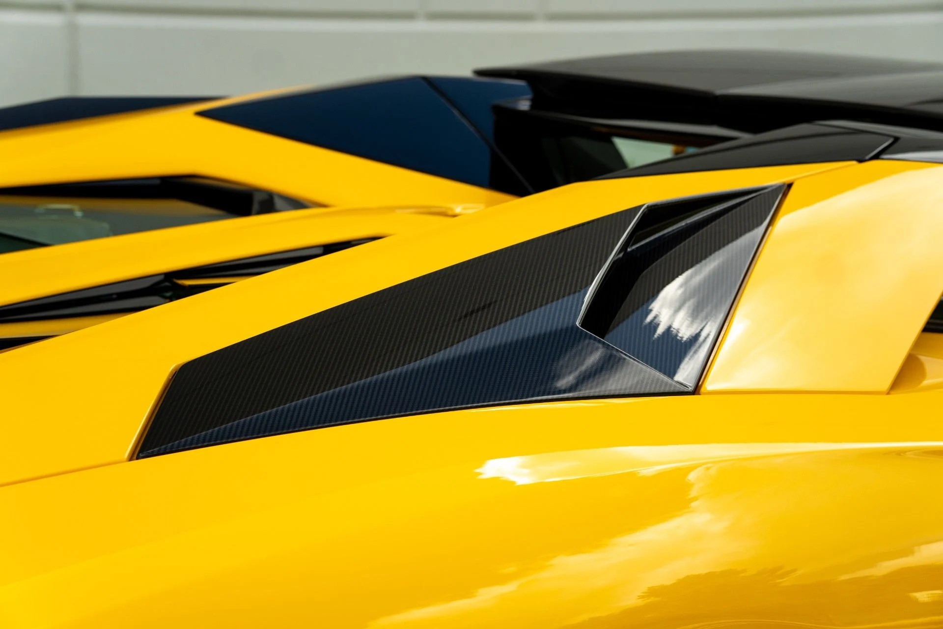 mph024_3124079703_Used_2022_Lamborghini_Aventador_LP_780_4_Ultimae_1757714109_cf1353535d