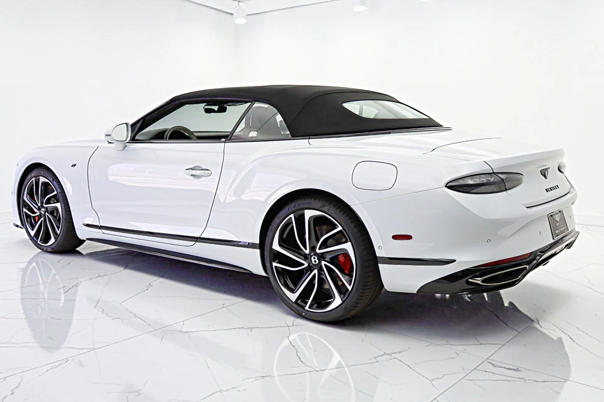 mph024_3124950944_New_2026_Bentley_Continental_GTC_S_e34accd93e