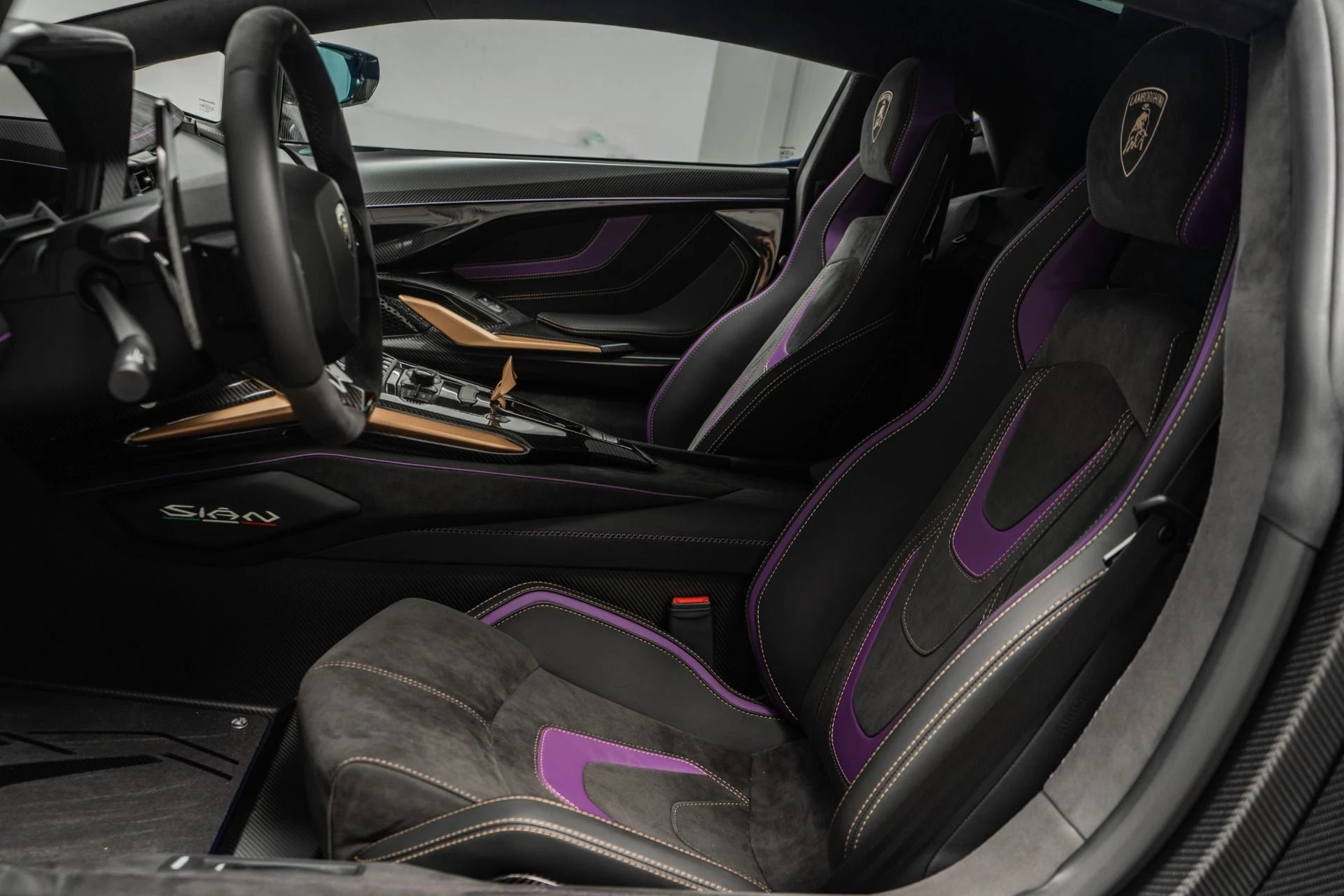 mph024_3134466174_Used_2021_Lamborghini_Sian_FKP_37_1750260531_d9e9df0de0