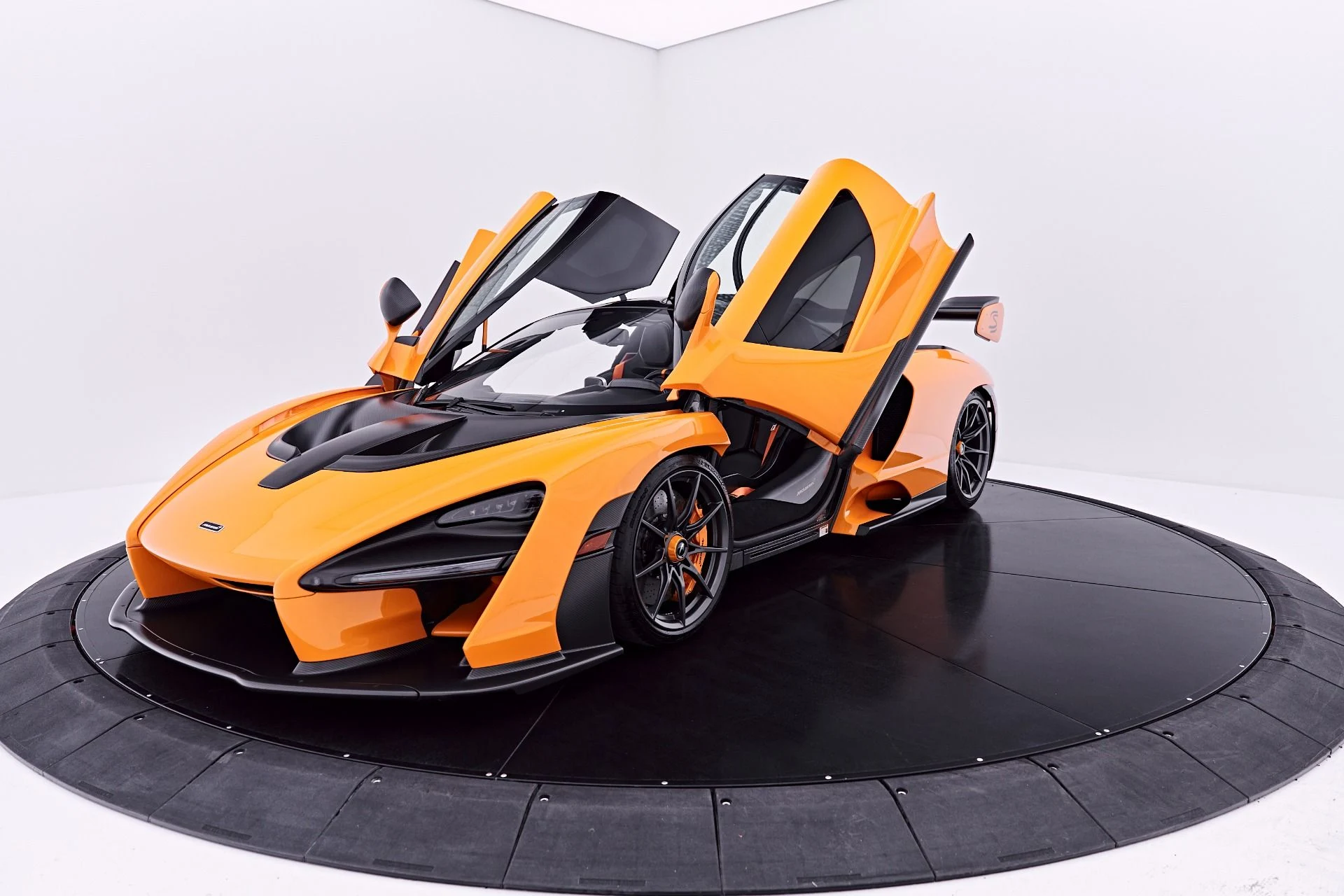 mph024_3135929581_Used_2019_Mc_Laren_Senna_1783960714_eb9e762bf8