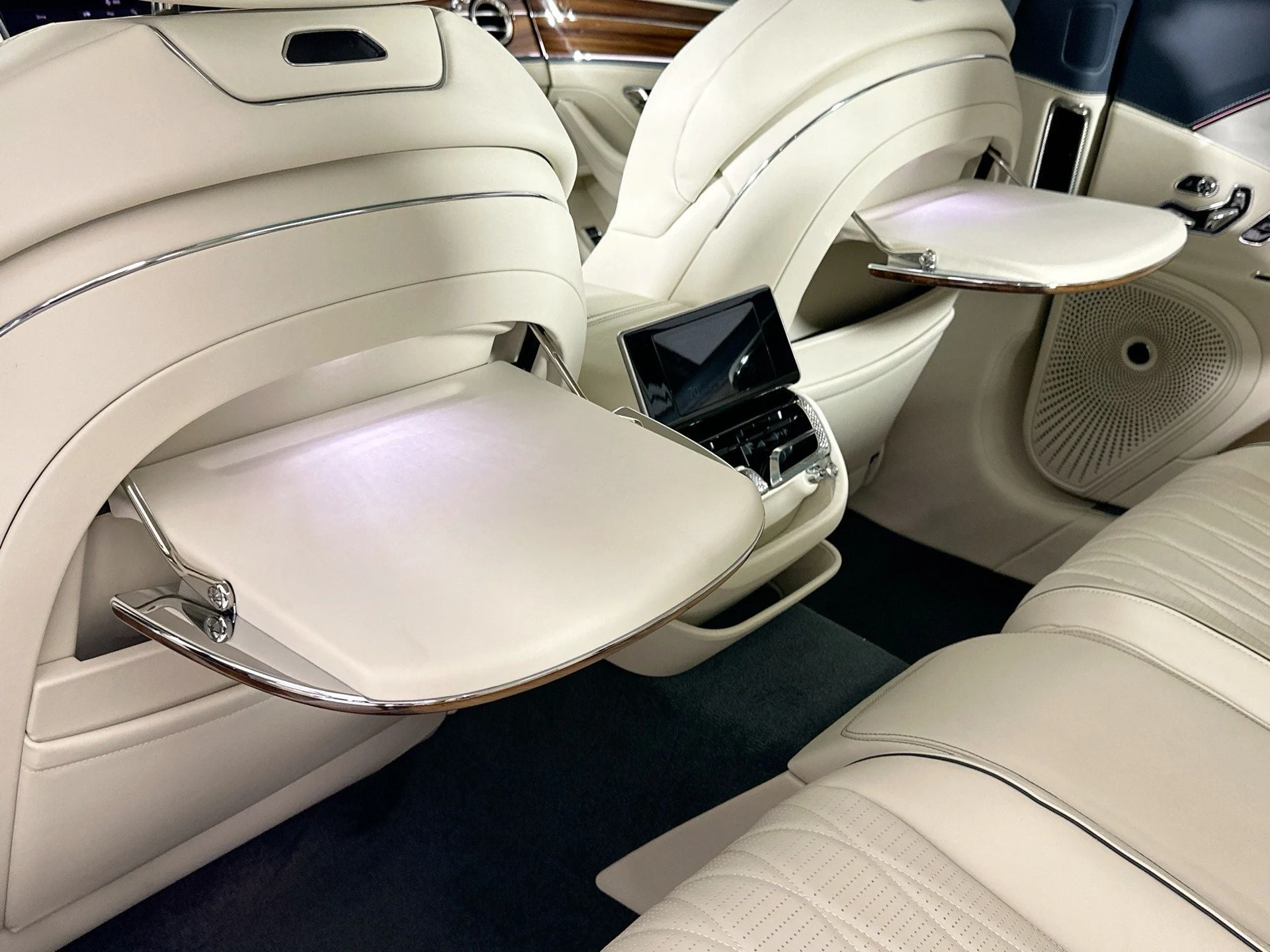 mph024_3141366228_25_7cf57e38c8