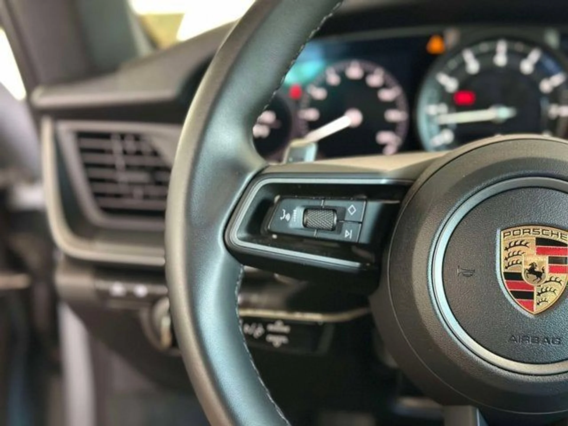 mph024_3144693508_25_23a85f7fb5