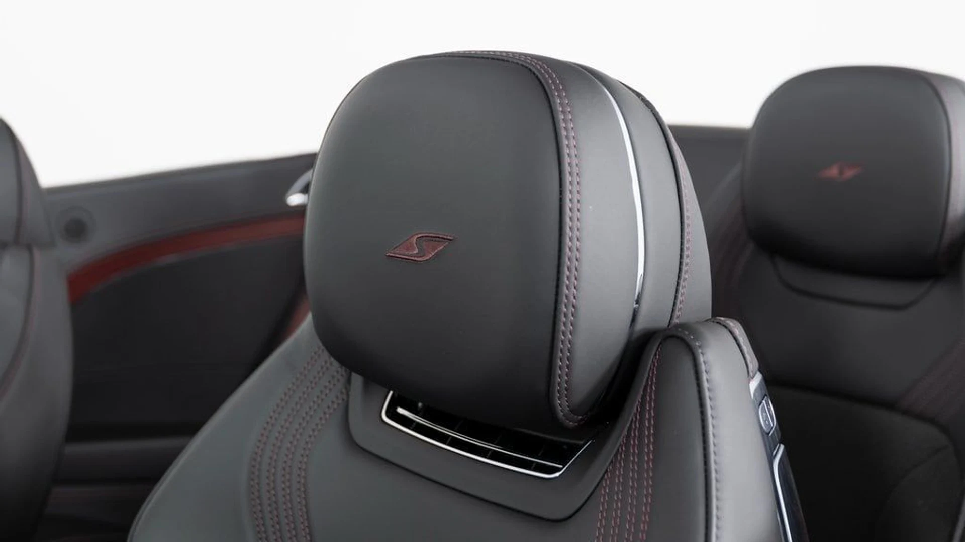 mph024_3145662254_4c5bf5008423ab4ce5cffab3ca5aaf3dx_87557cb618