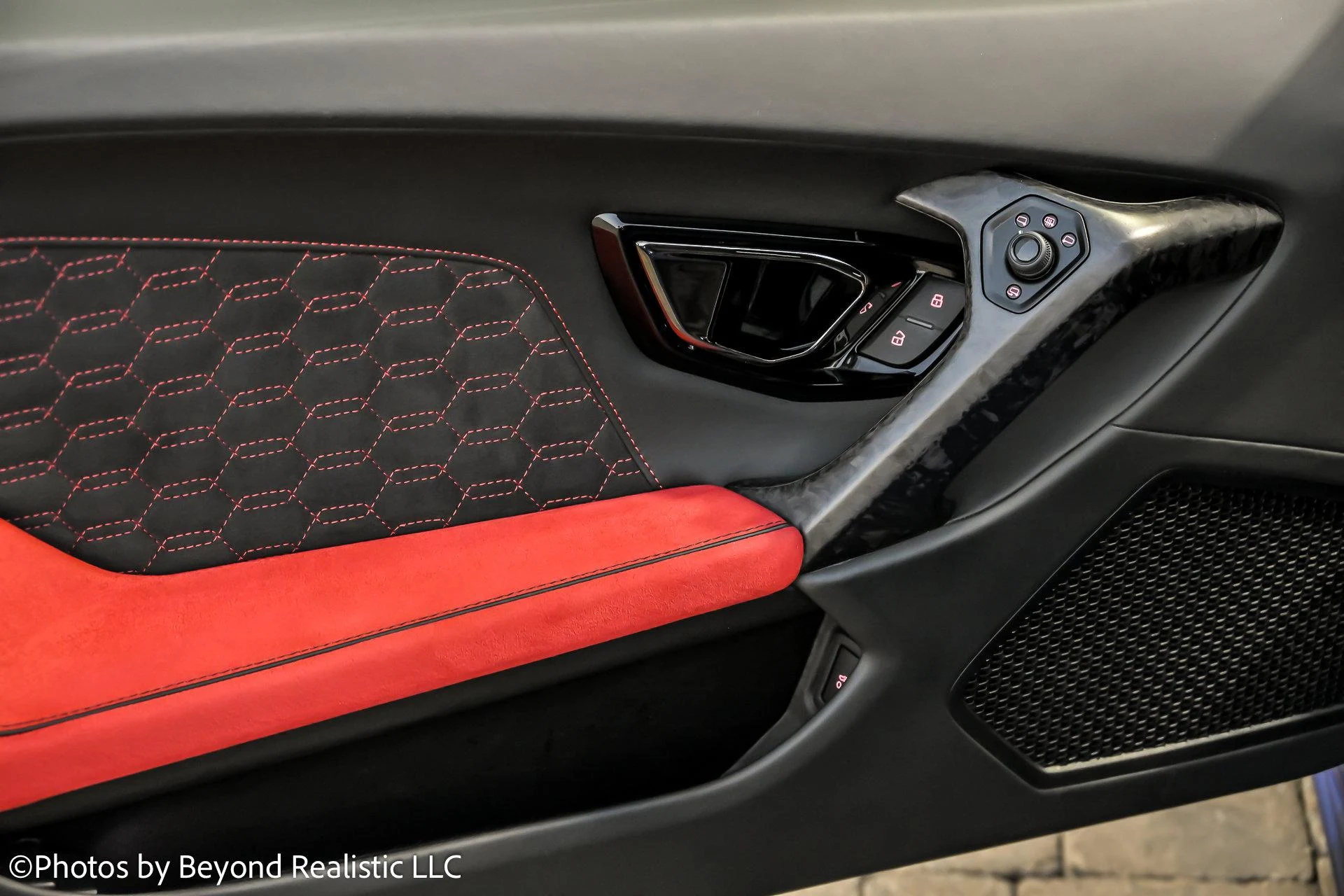 mph024_3148368982_Used_2020_Lamborghini_Huracan_EVO_Spyder_1758788109_61f5ebbe2c