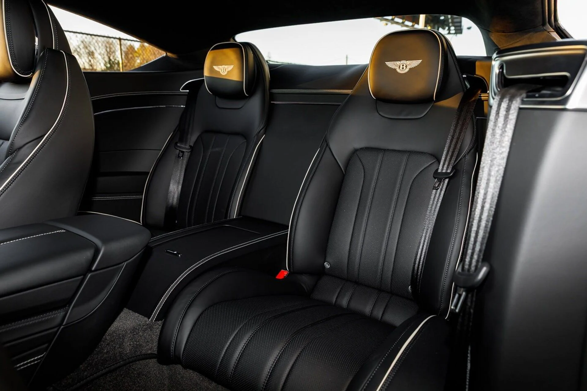 mph024_3162484514_f182ee95259b660ef8088abab6ebab03x_aa58384ea4