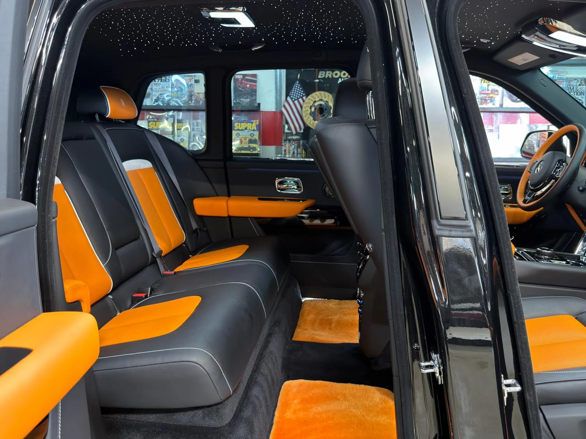 mph024_3165165879_639119432767051710_04a34693ab