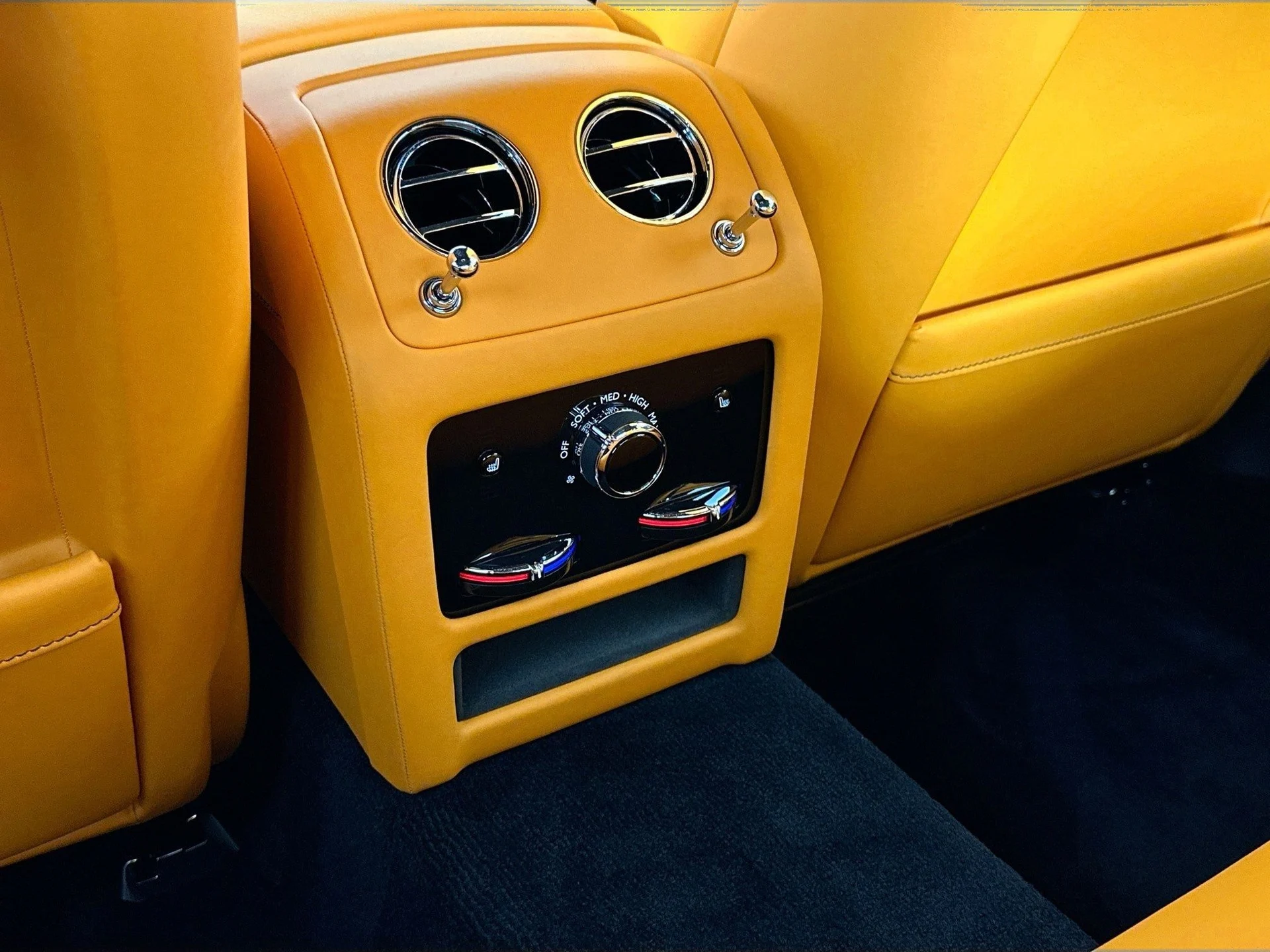 mph024_317314865_25_04767173b4