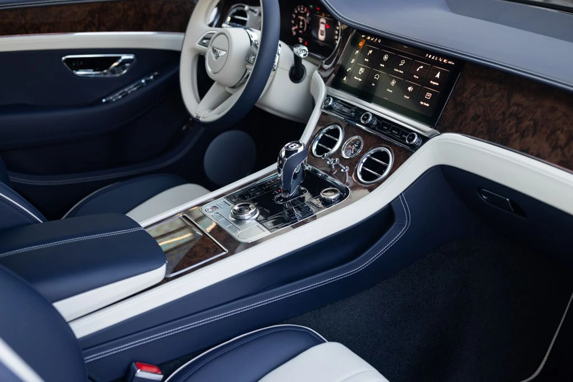 mph024_3177728627_45b587df0fb6cba37ca9ceff7ded9303x_a62c399eec