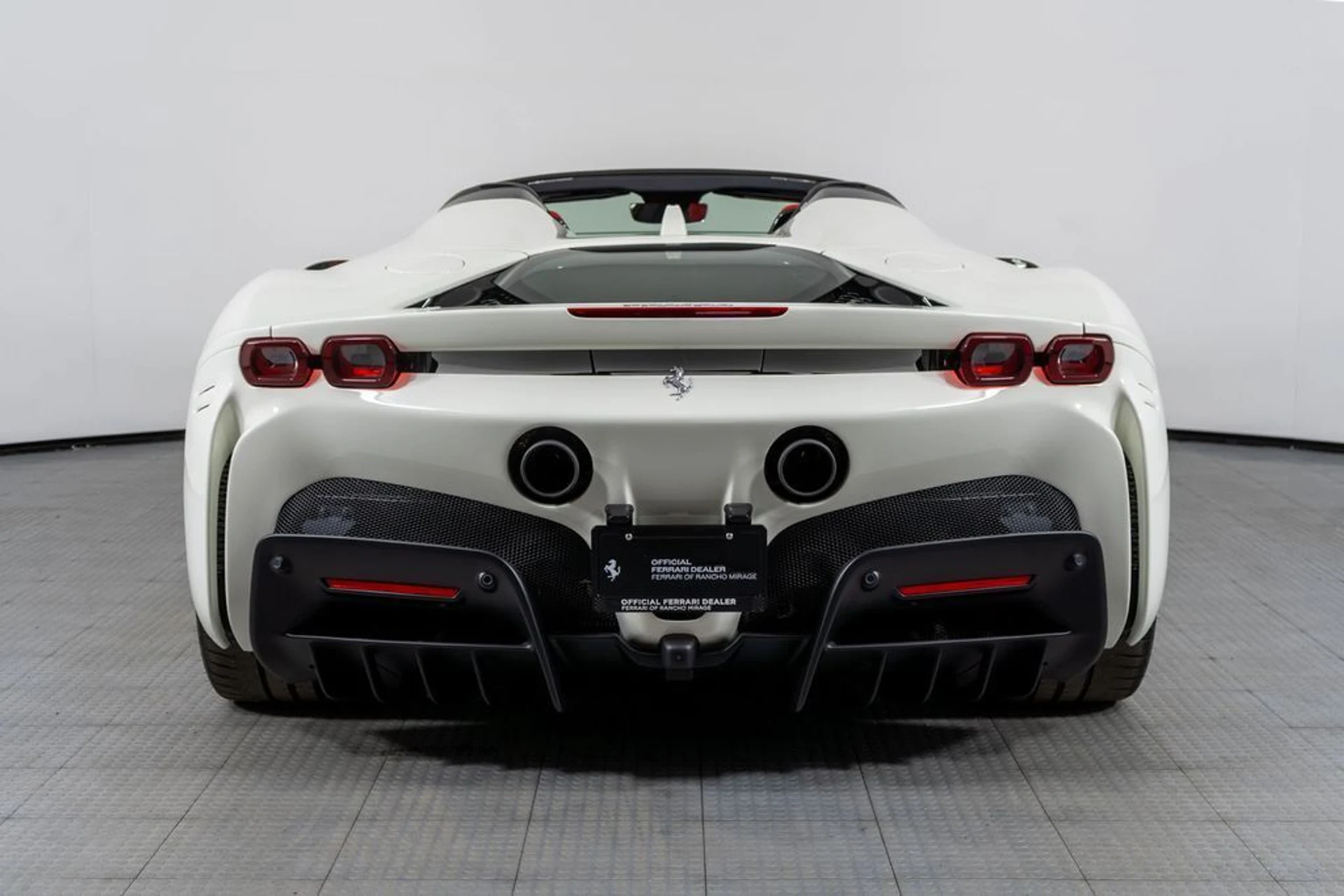 mph024_3179816992_25_25998337_6944b40528a59_8d89dc3d63