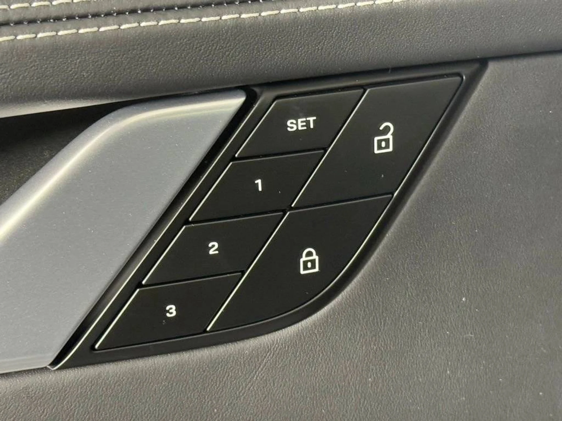 mph024_3182328682_1280_74a07dd6d9