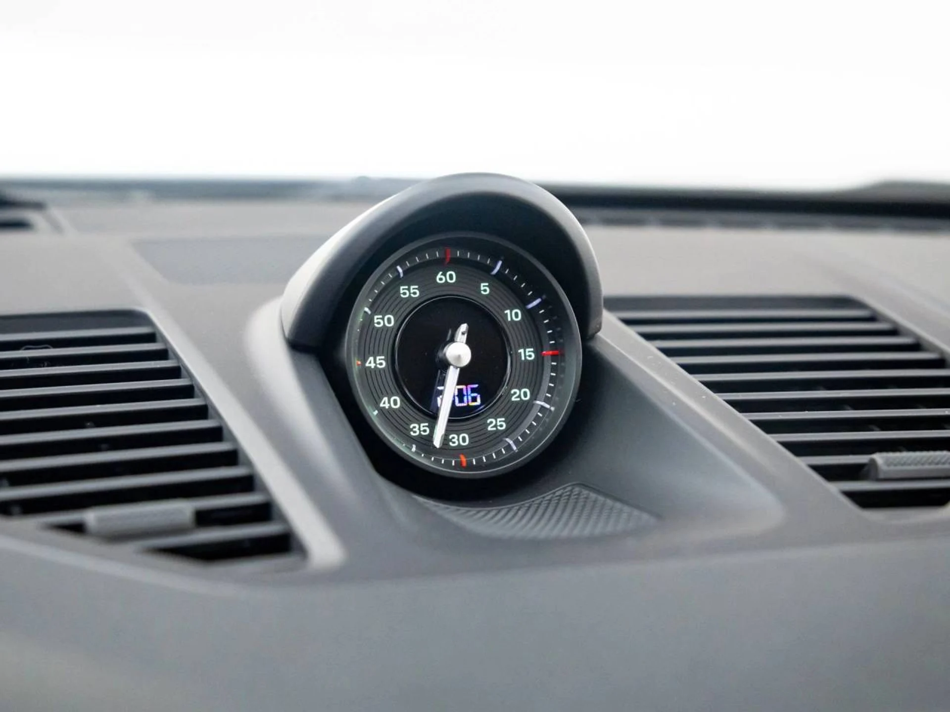 mph024_3183499040_3331634fc25d8c260cc132cfac91c4a7x_2f6b0baad8