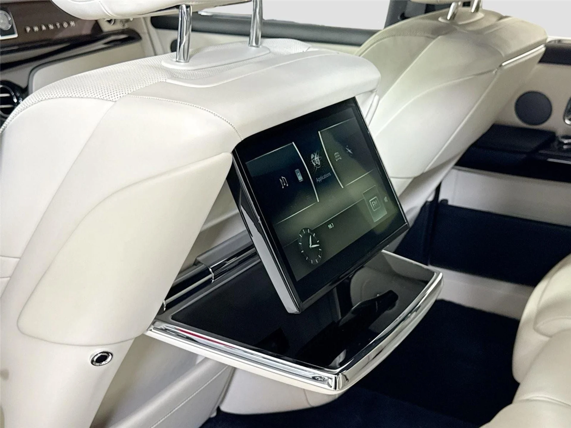 mph024_3186964049_23bbe35129a839a1bd15cb3b5000ca98_afe070acc2