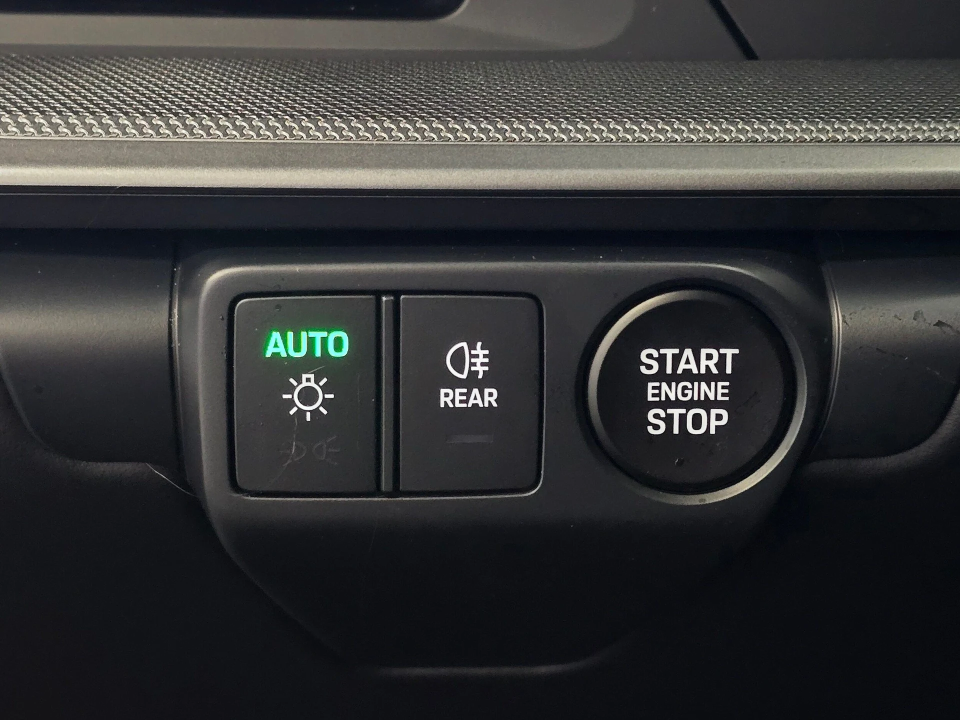 mph024_3191319213_20c2bb82b0edbde0a772042661daeadax_e08034ede1