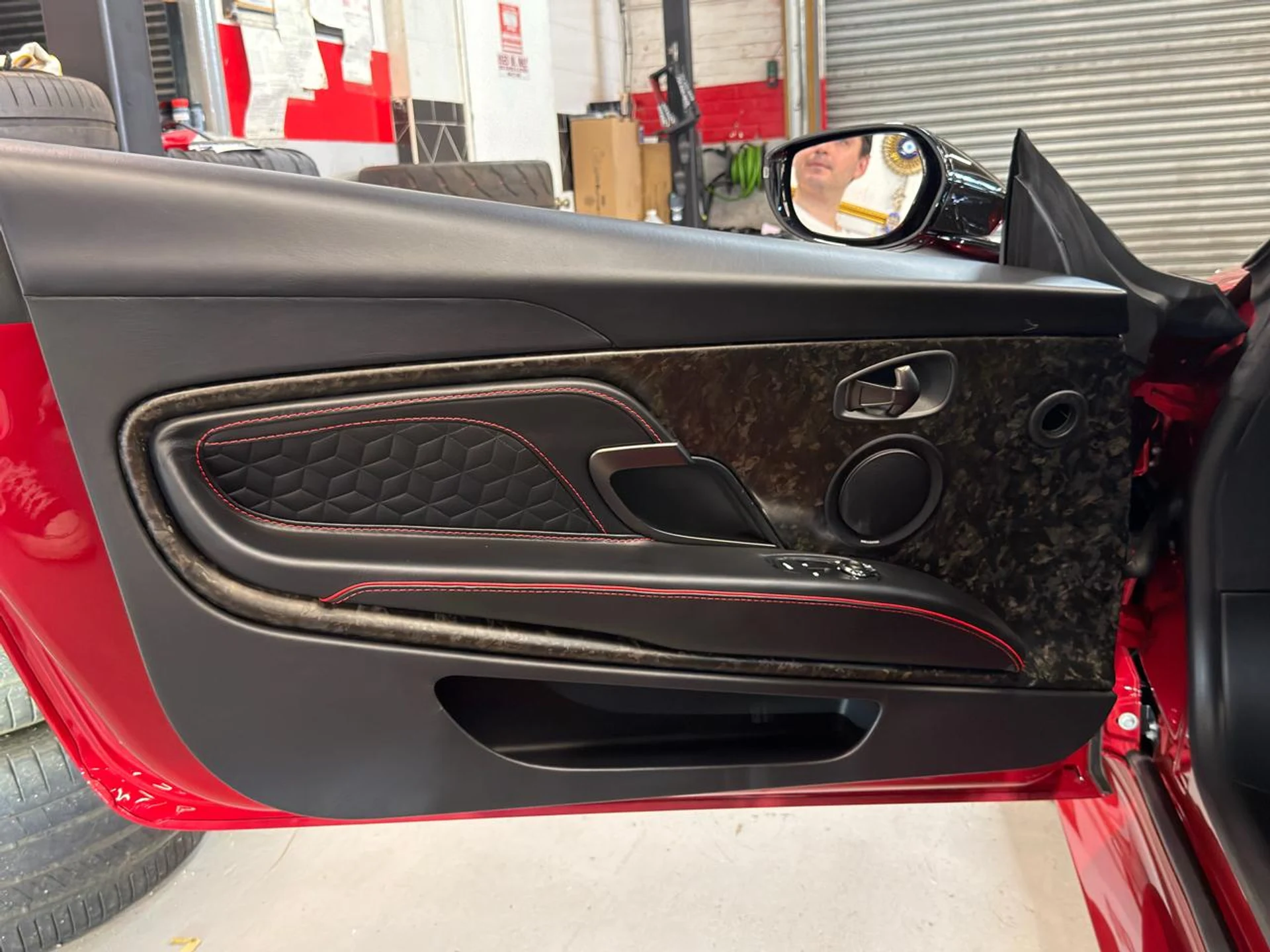 mph024_3194500596_639120238858611754_01833a9e08