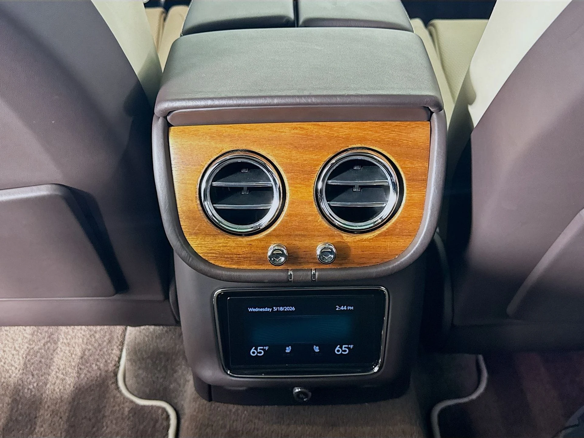 mph024_3199176901_0ca469f533d4a1175267192b445cbd1fx_77941c5b55