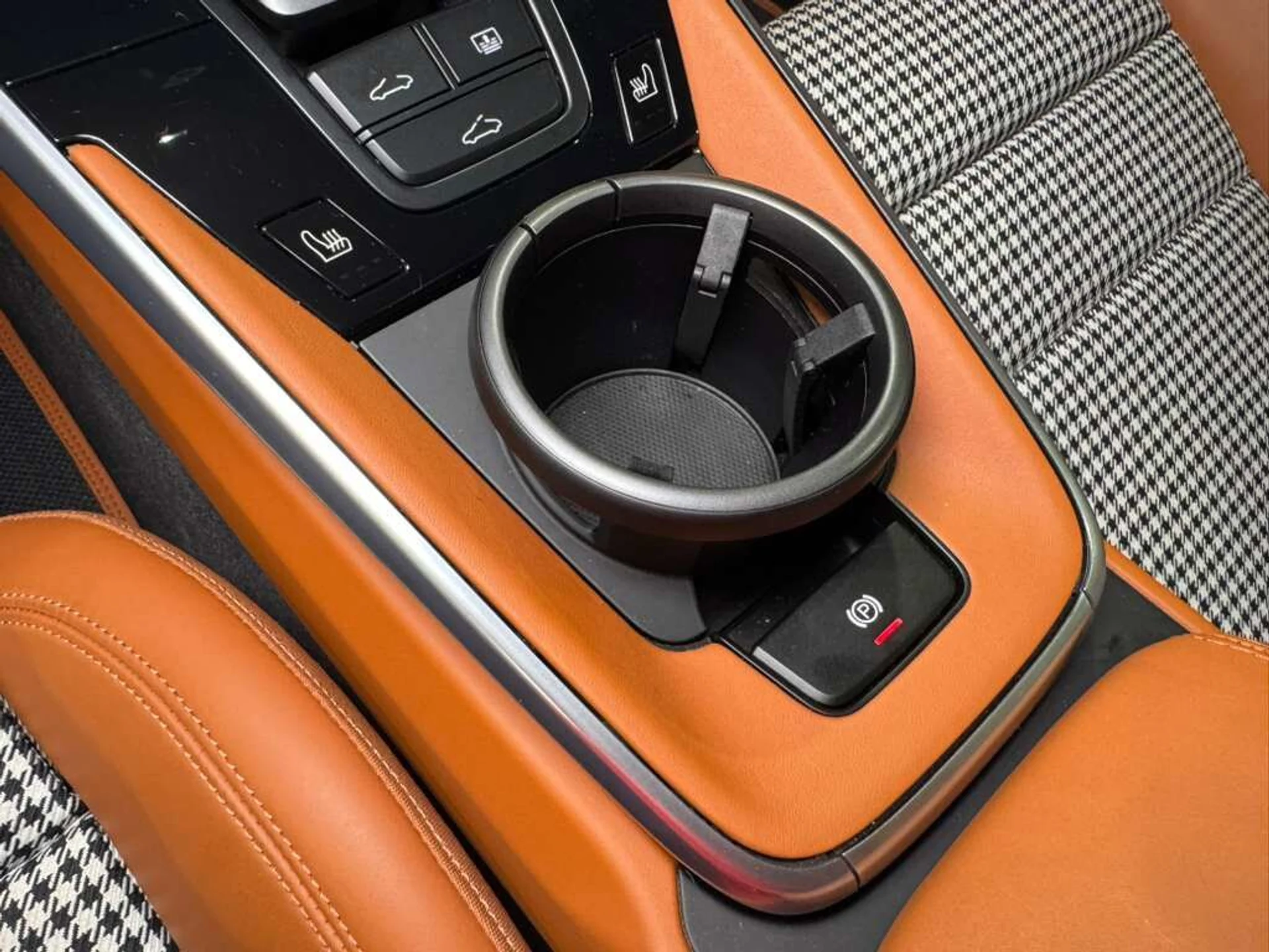 mph024_3210809975_8ca2a128c045994bc92c3919a5080254_7ed5c739ab