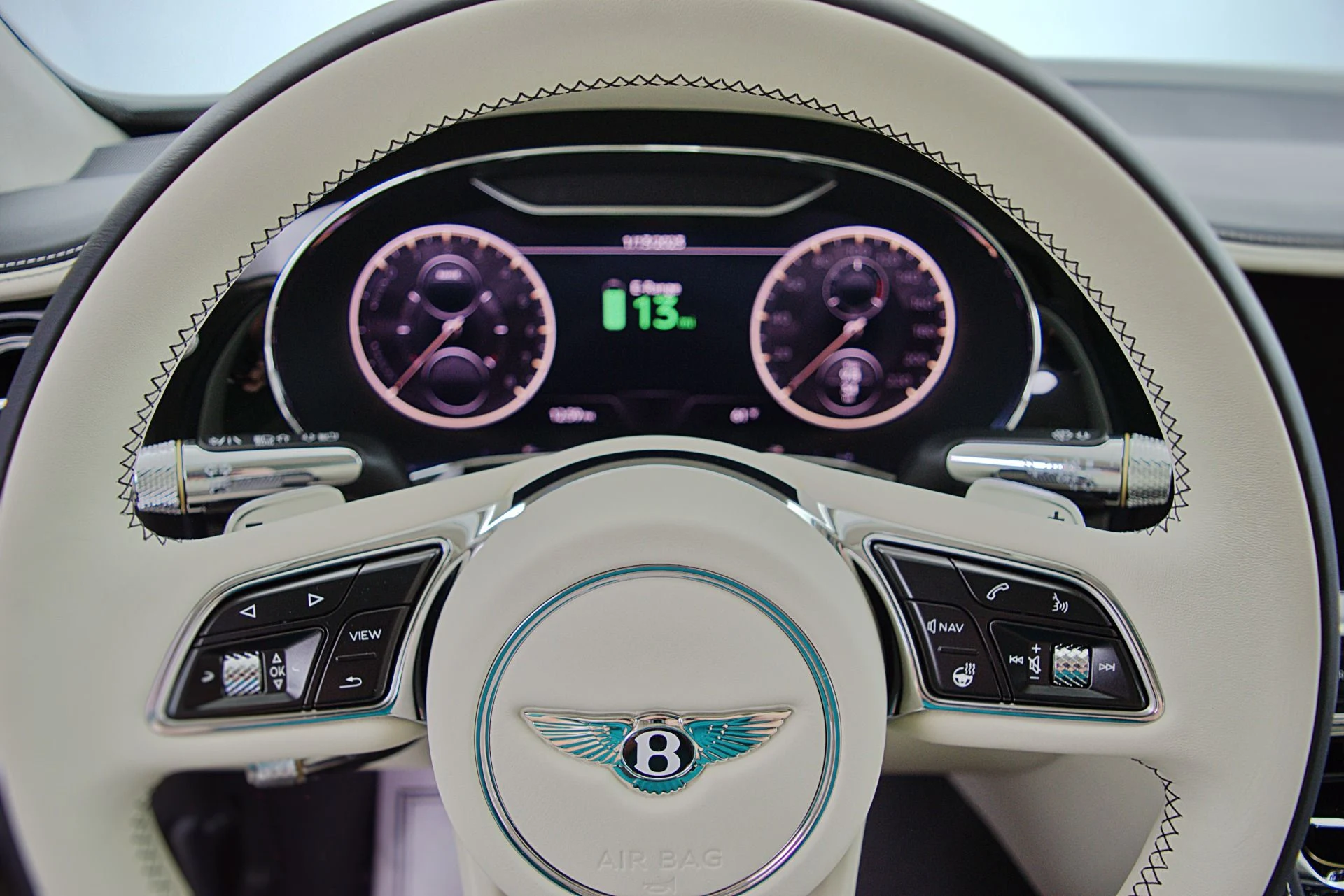 mph024_3212452579_Used_2023_Bentley_Flying_Spur_Hybrid_V6_LEASE_OPTIONS_AVAILABLE_73106eeae1