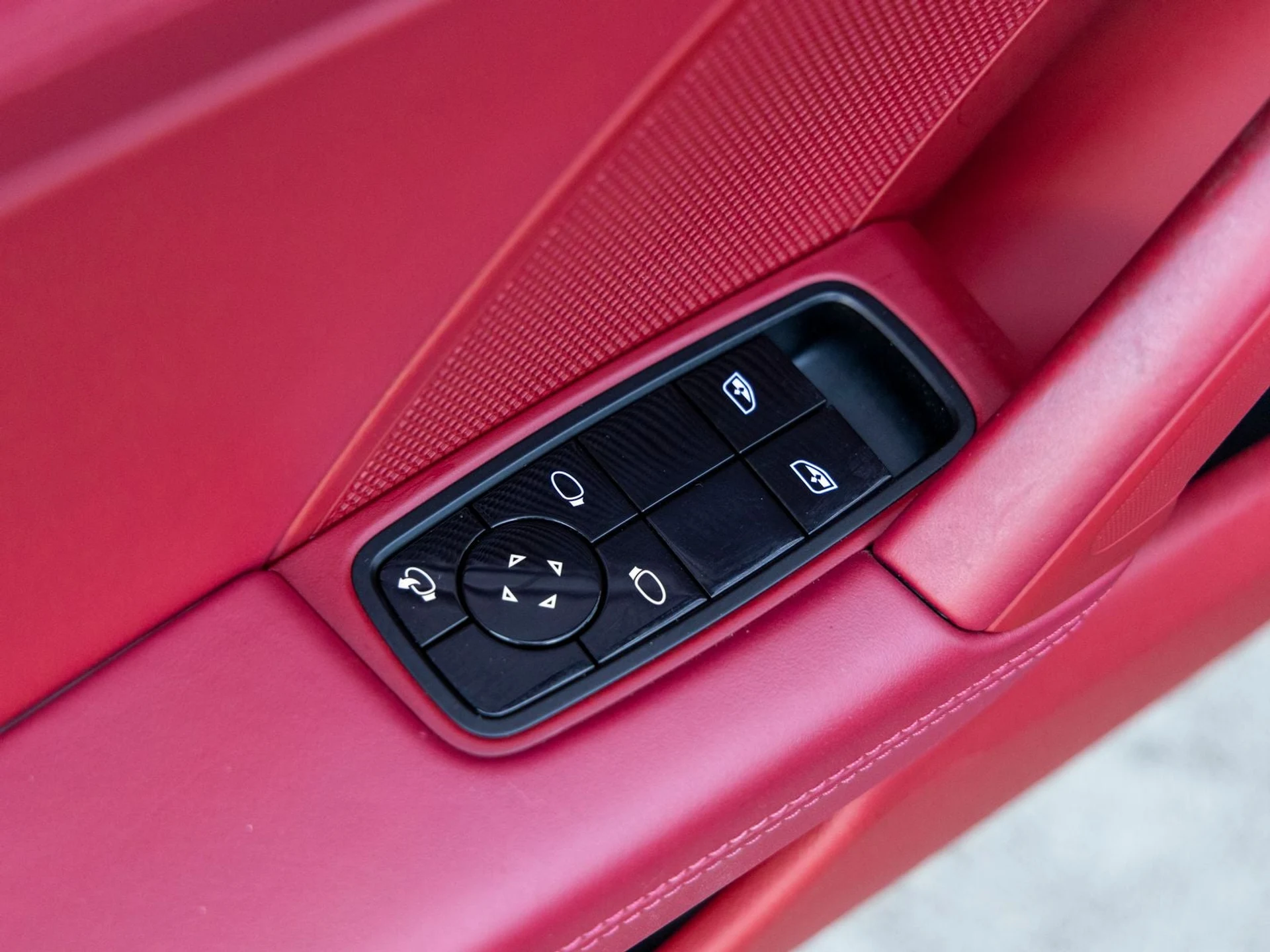 mph024_321628171_25_0329397bbf