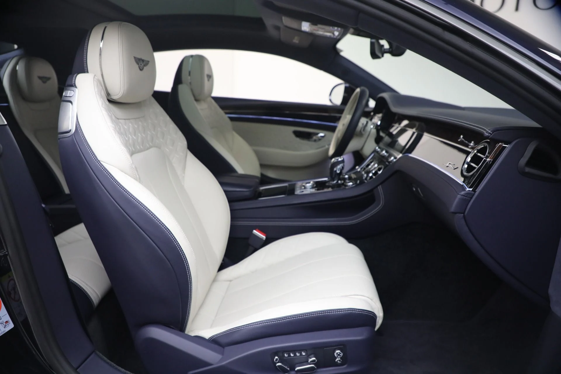 mph024_3218305992_Used_2024_Bentley_Continental_GT_Speed_1771522487_8ec3b1fb5a