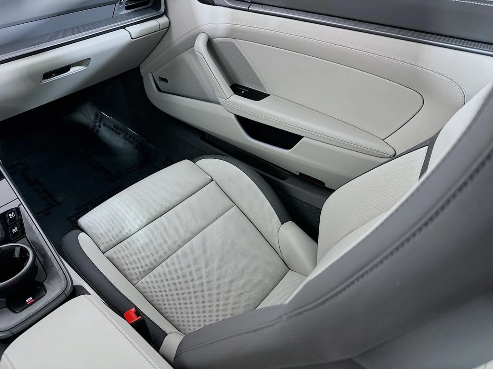 mph024_3219726458_0c96dd36a3a46845dff3c8e0c2d5293cx_a2970bae42