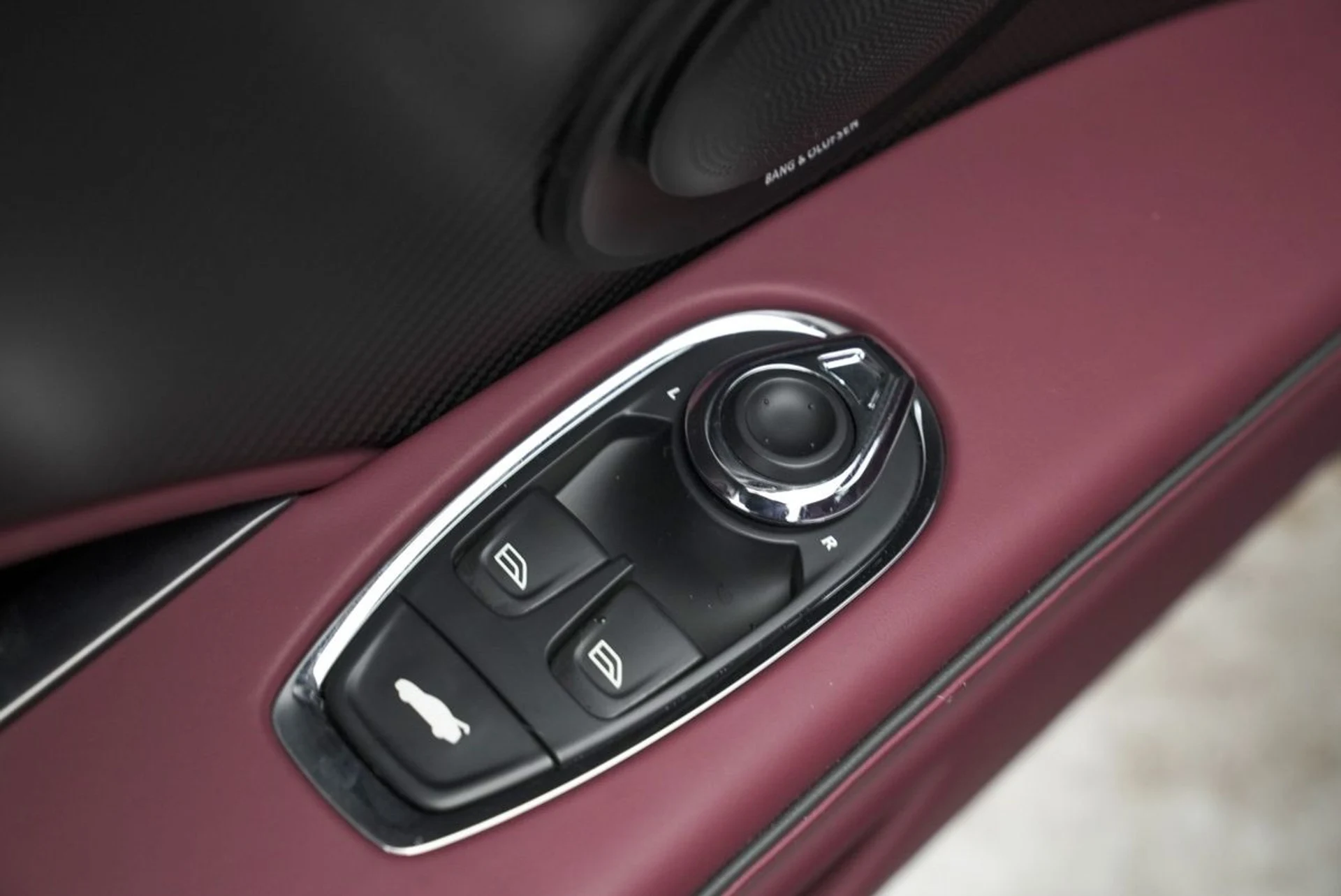 mph024_3223217568_o03vxj2vpvzrgibrtawu1iujq8z5_4c7a7f8d24