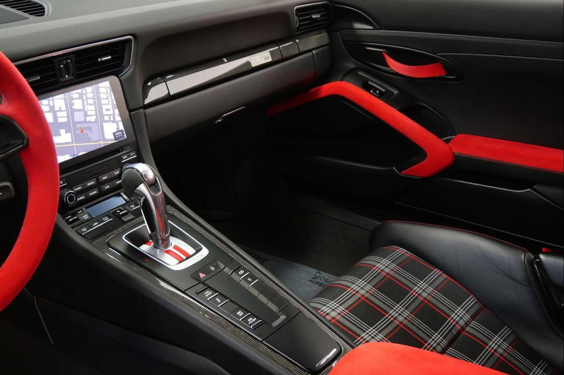 mph024_322971473_zh_Eys4al0uzv_KBS_0q_QSRJ_2_Oh_Wk4_7de8e84672