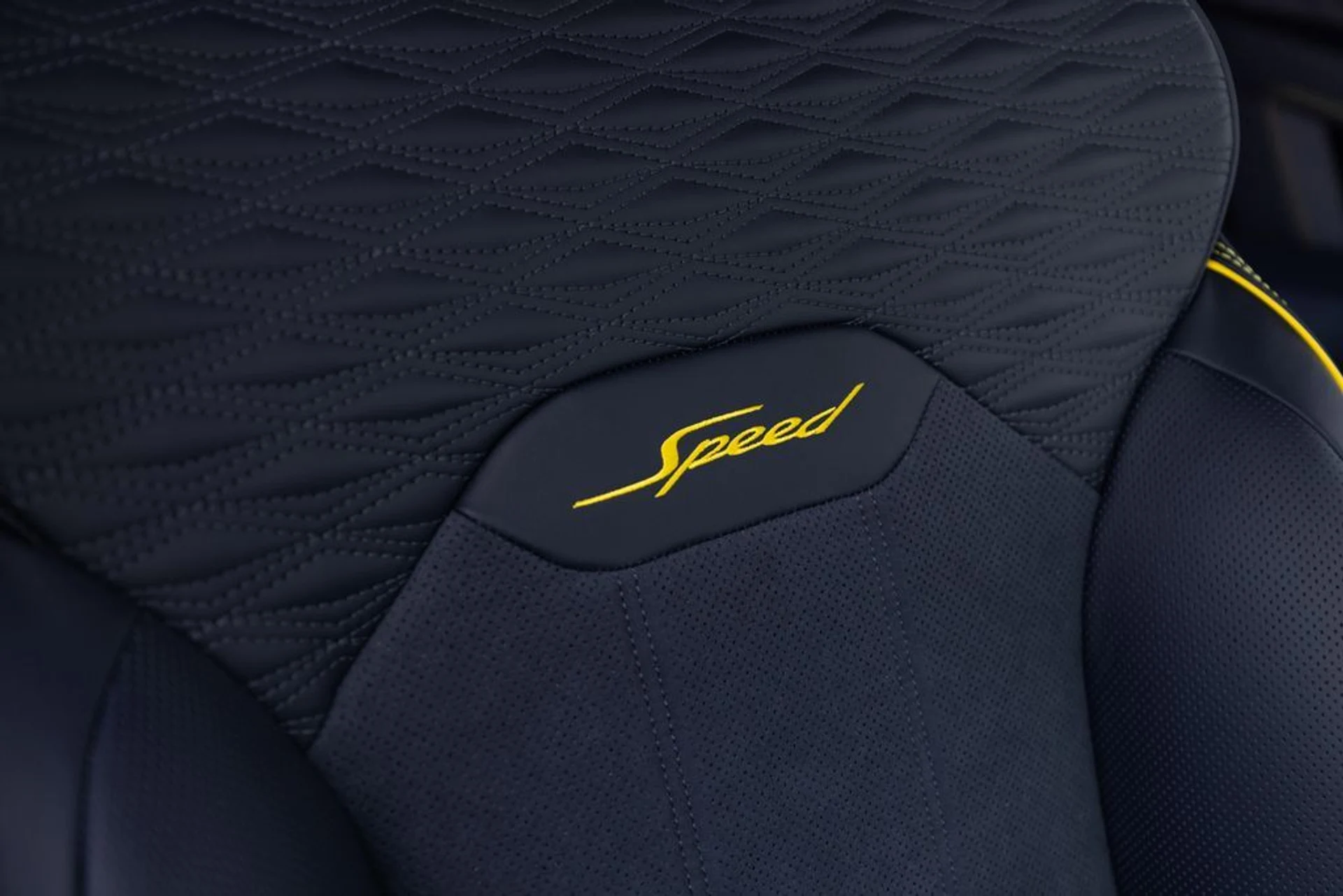 mph024_3236271747_55445ba2c4f13960e7374ef2f23f7092x_d8888c8b94