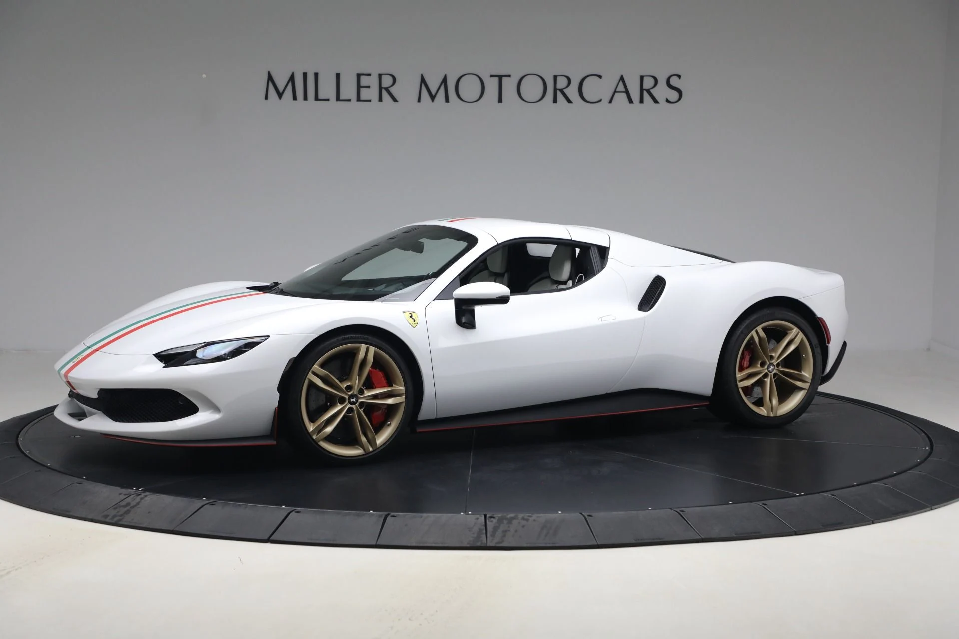 mph024_3242890033_Used_2025_Ferrari_296_GTS_1774108036_8e8c6553a7