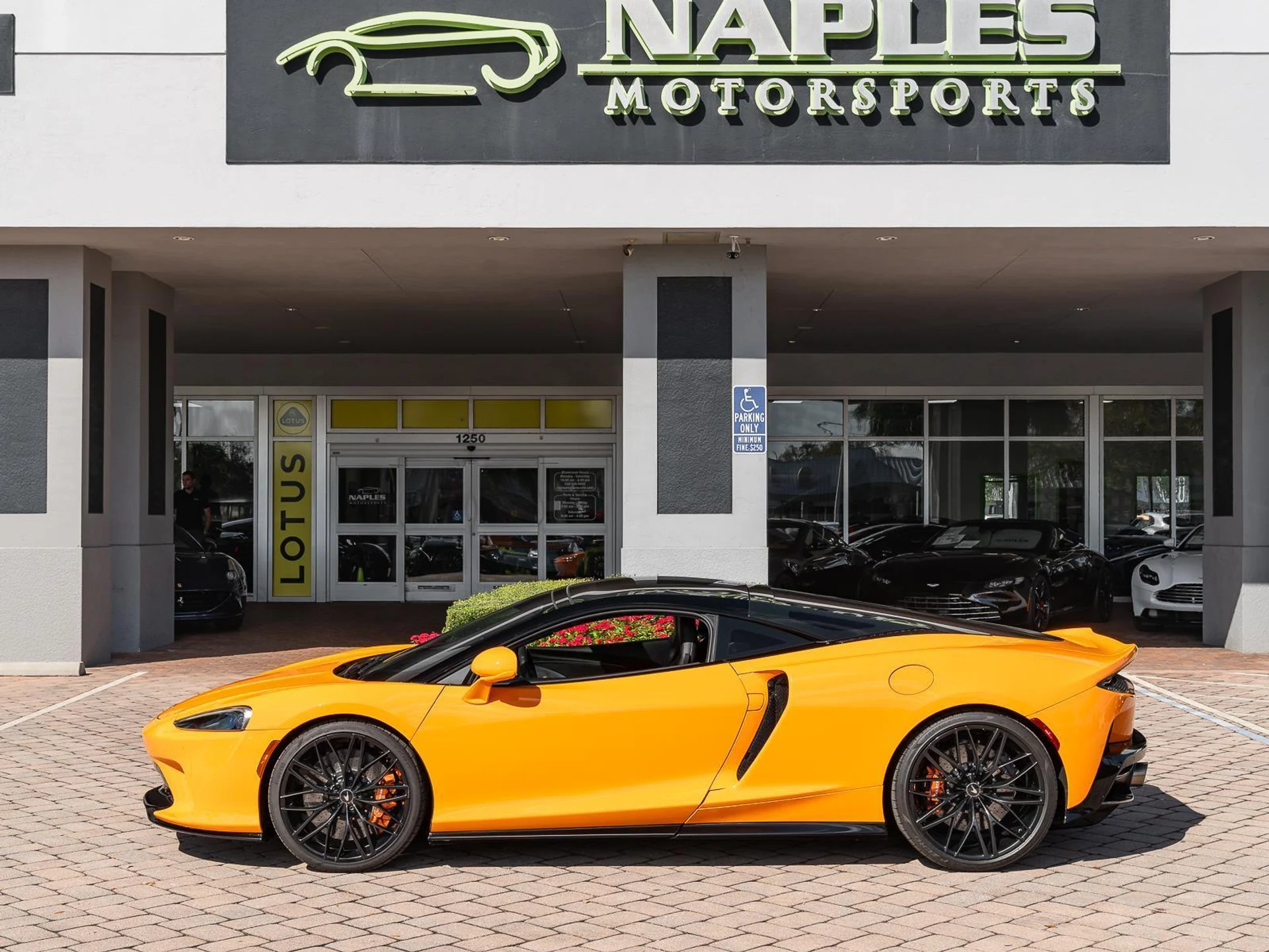 mph024_3245152556_Used_2022_Mc_Laren_GT_1773176945_0d91fe033a