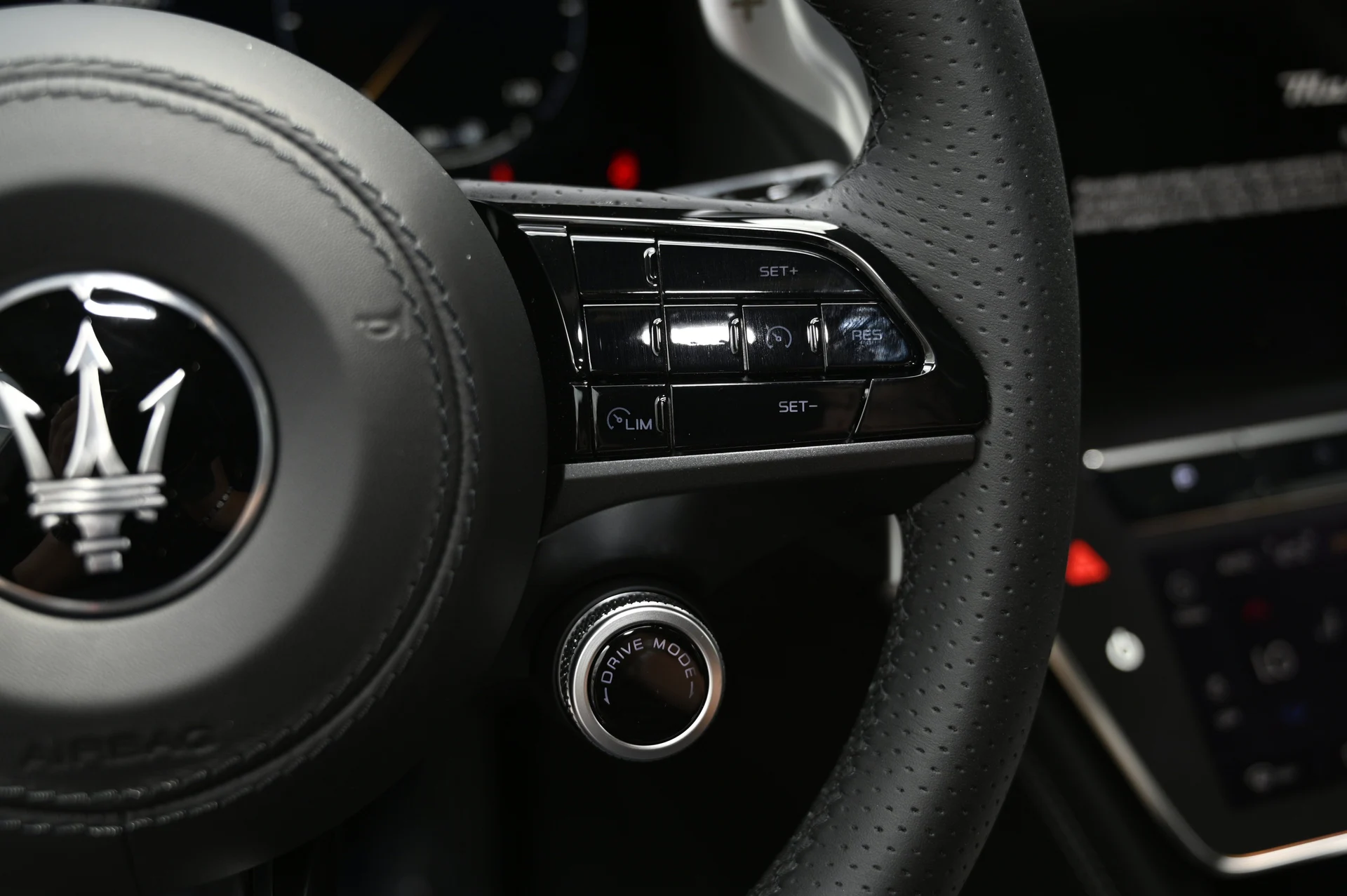 mph024_3250988499_474097a9170444189ccb1d87f271bcb9_a3ebde6a70