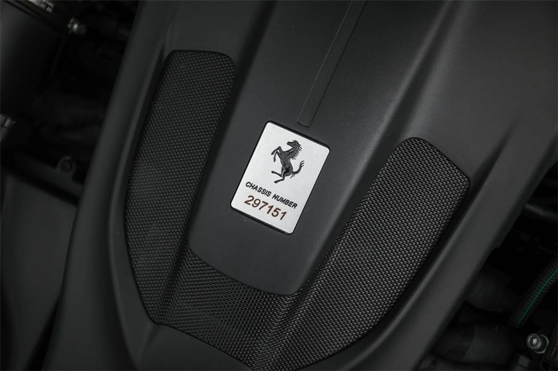 mph024_3251601820_82cb76255beabda9cd19b8982bcba7aa_53aa3c20ed