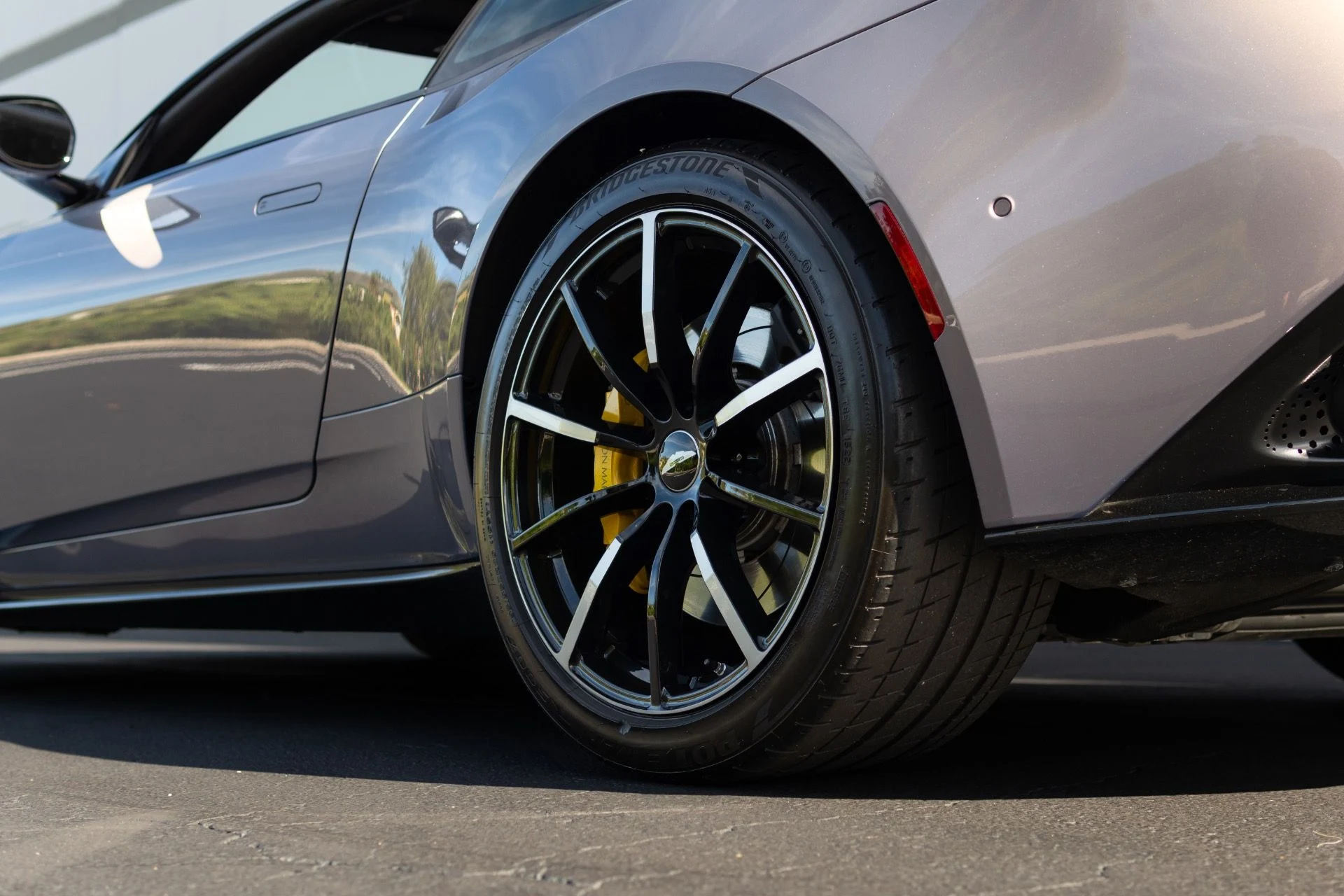 mph024_3260059730_Used_2023_Aston_Martin_DB_11_V8_1765580220_08e2cf0e56