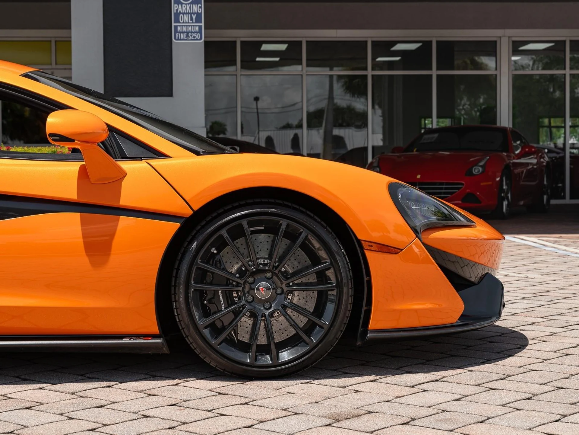 mph024_3260895578_Used_2016_Mc_Laren_570_S_1756483746_148cfb498d