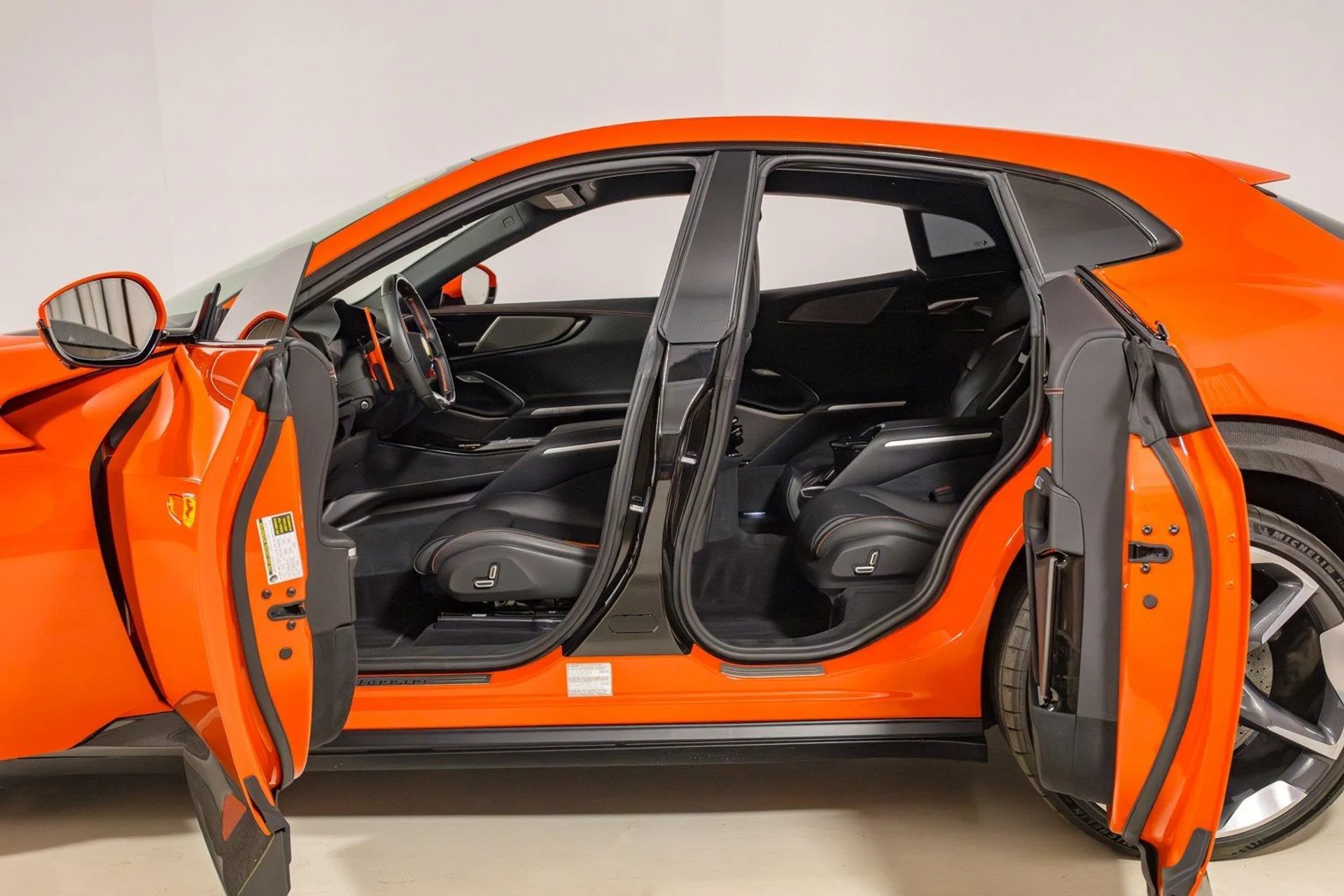 mph024_3262384619_b951f7e279be49e68847590ee67c40c1_a47b97f045