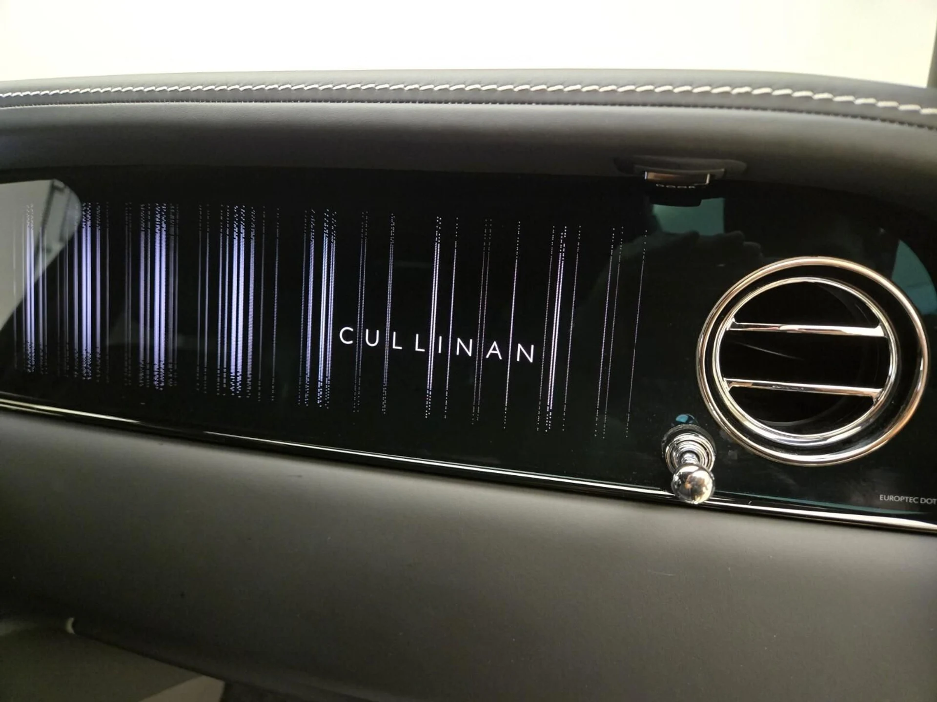 mph024_3262607258_New_2026_Rolls_Royce_Cullinan_1776230145_4d4f6a7bad