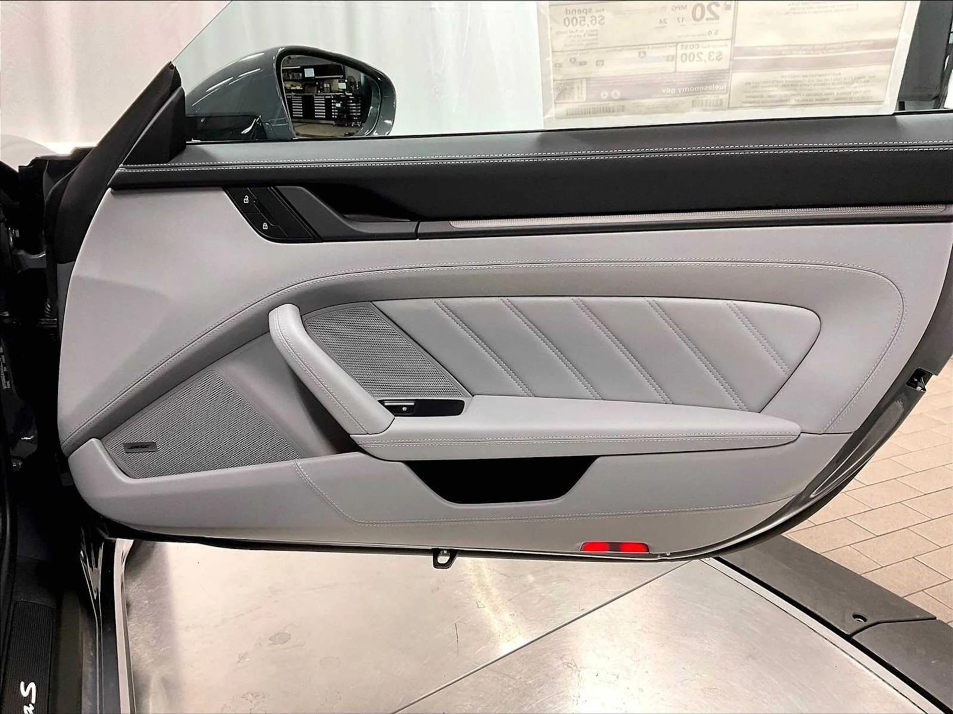 mph024_3269579729_64faf9810a35948cfd95f58835736c11x_5317843e24