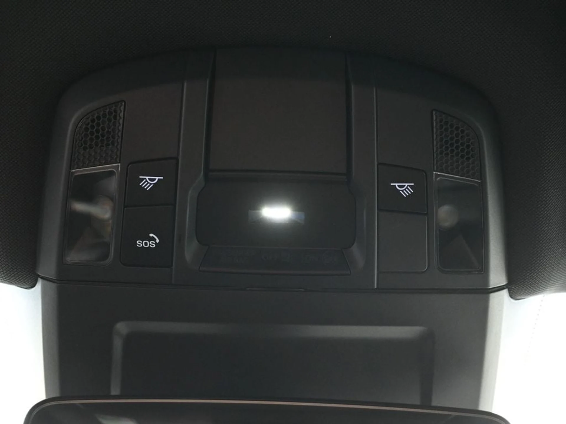 mph024_3270504768_30c1054b3f9ac2166823334f36070fc4x_7c77ad2ac5