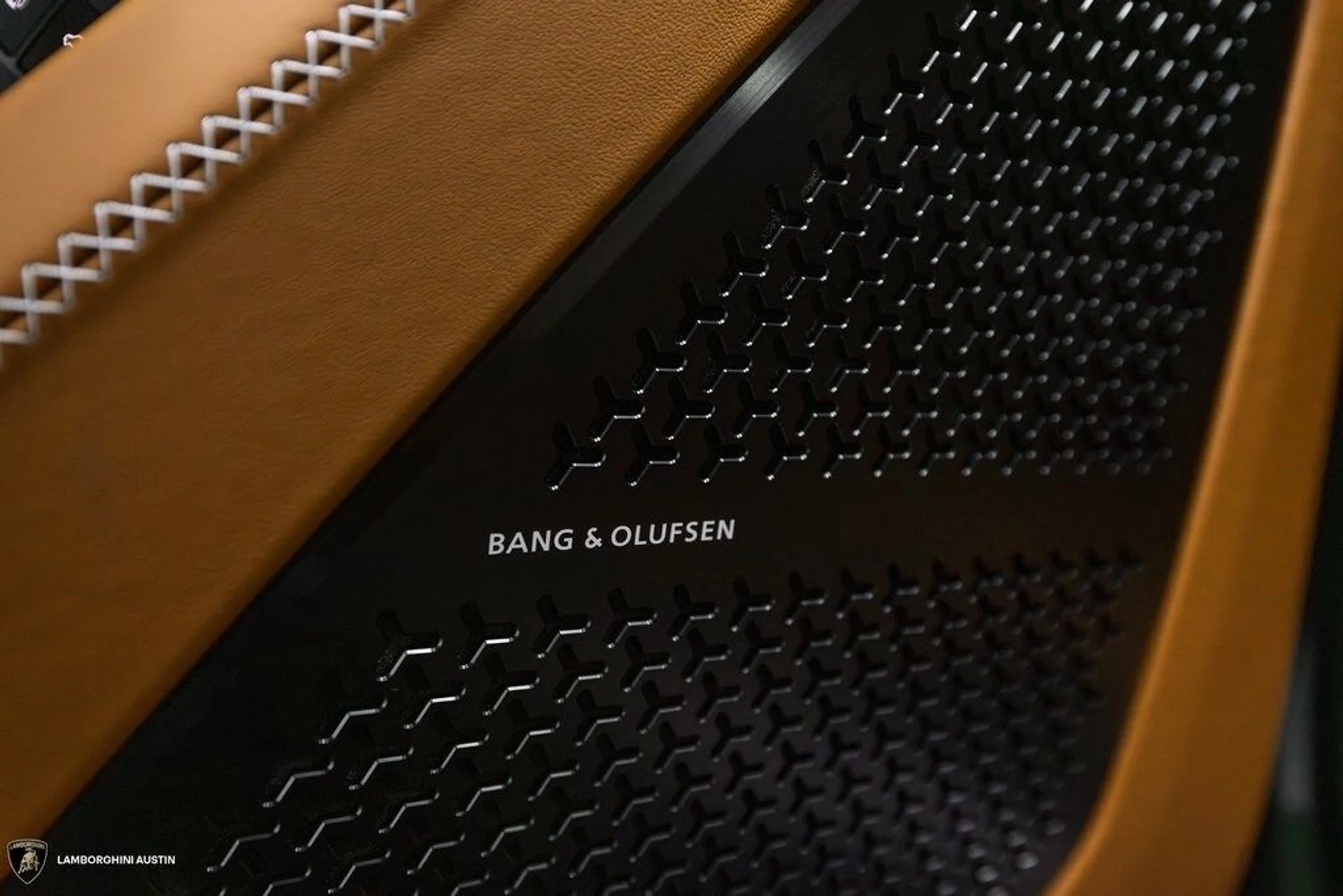 mph024_3272060515_b1fd39844bb94d8256661540f9990fb1x_dfe263d8ce