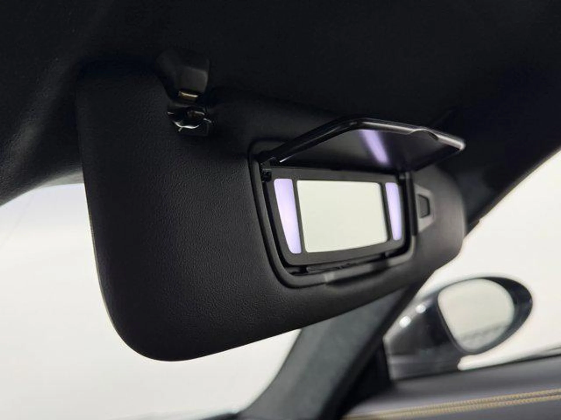 mph024_3276052539_r3_A_w_Cyo_Ysr_CXC_Mcmvmi_U_Li0_Qv4_5d56b72869